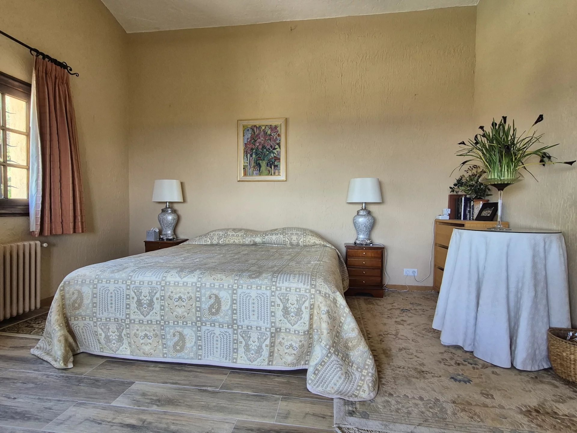  Image of Villa - 6 Bedrooms for Sale in Alpes-Maritimes-Vence-France, Image 20