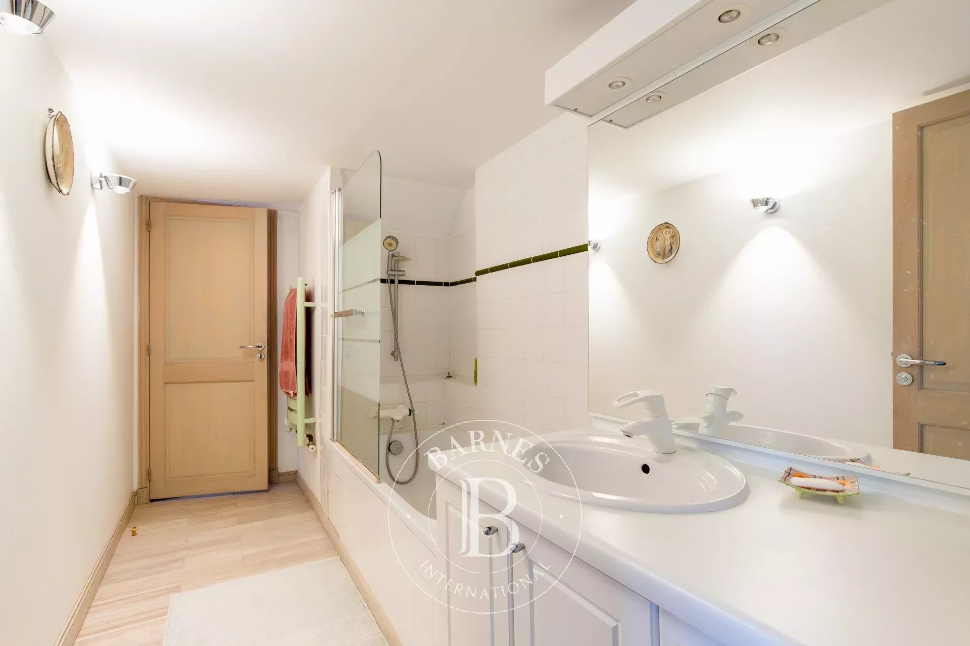 Daire Paris 11ème - picture 11