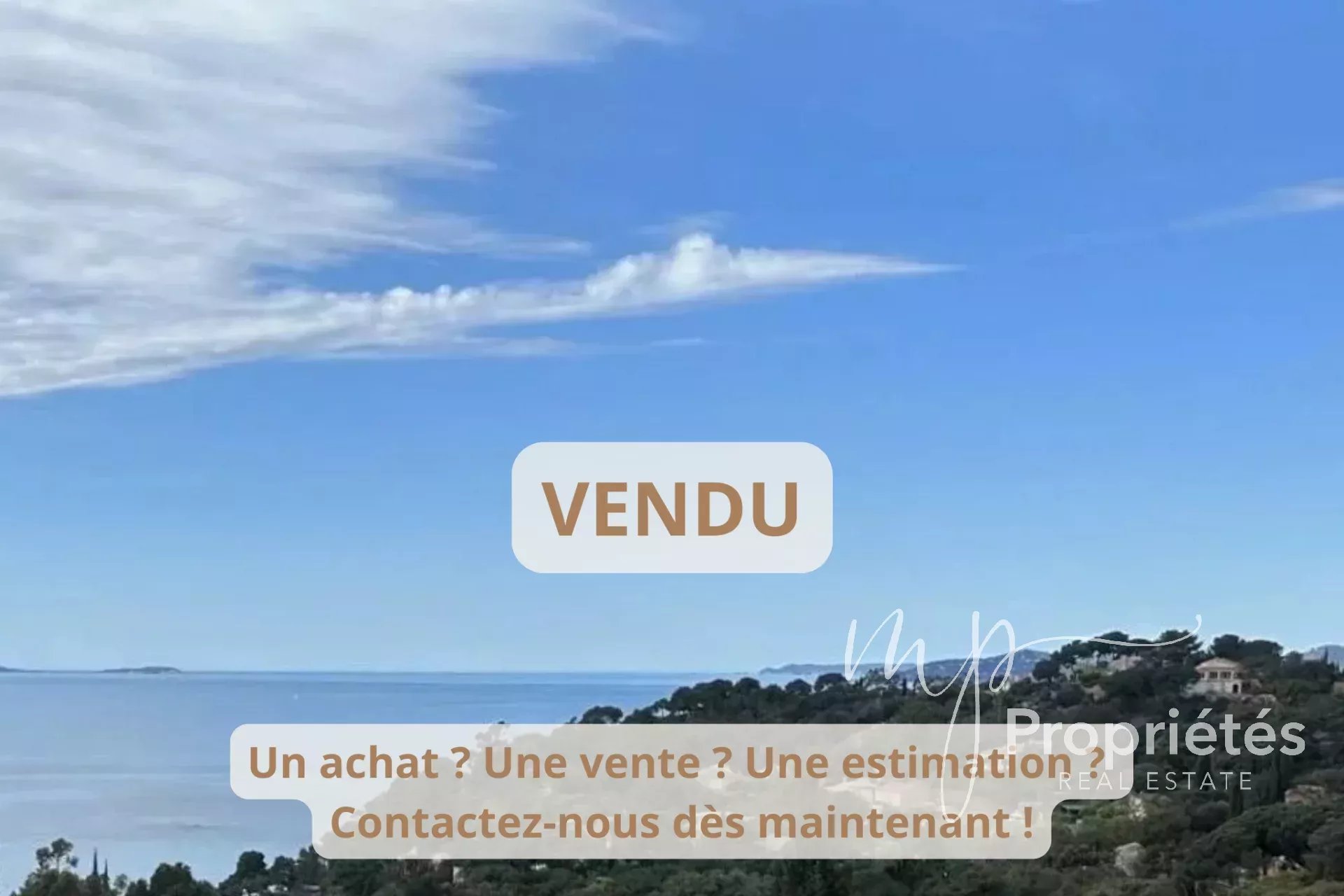 EXCLUSIVITE -RAYOL CANADEL SUR MER Appartement 3 pièces vue mer au cœur du village