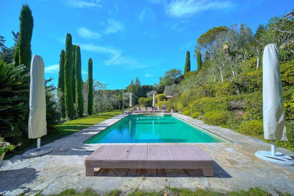 Luxury Sea View Villa in Mougins | Prestigious Family Estate for Sale — photo 2
