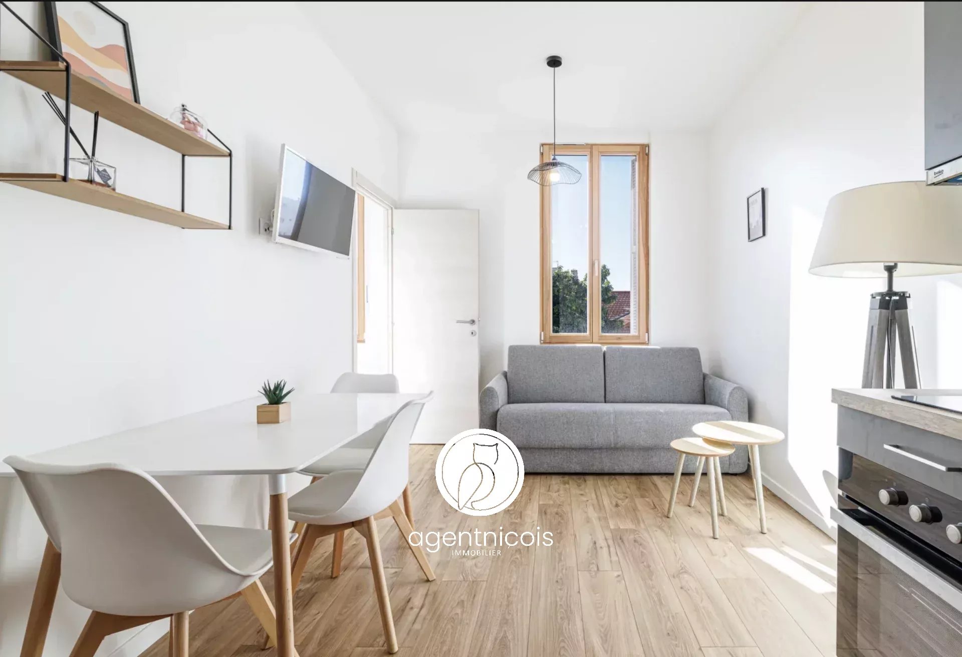 Agence immobilière de 