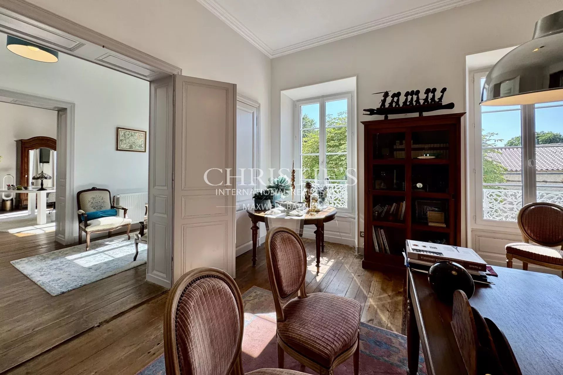 7 Bedroom Villa/Townhouse's Image 18