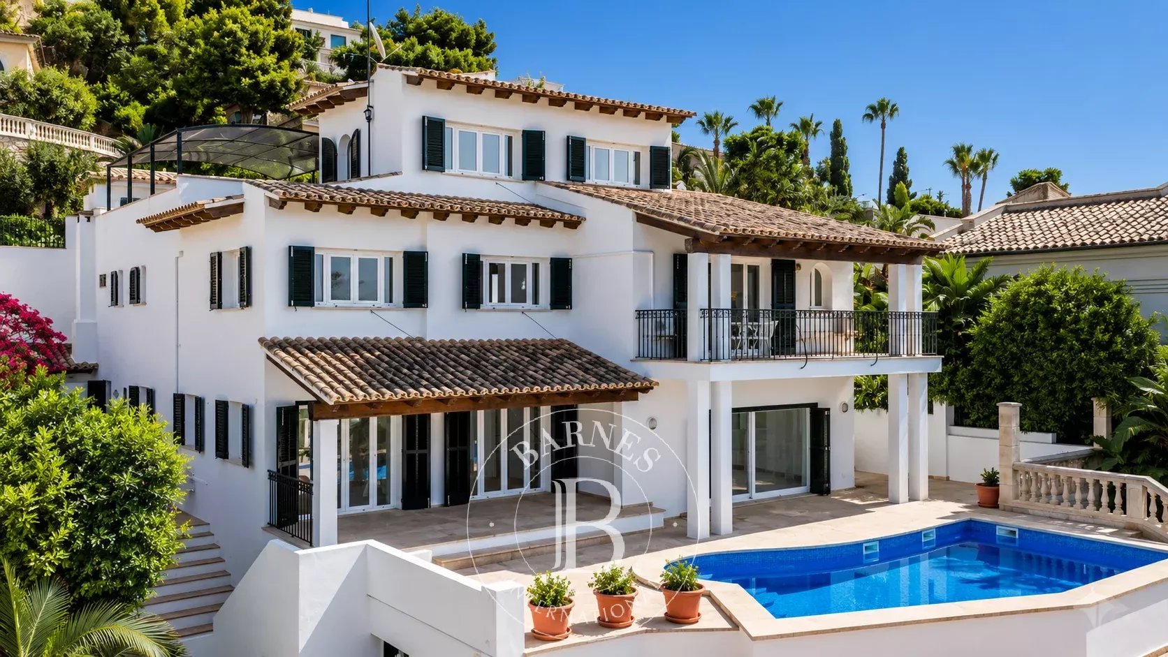 Spacious Sea-View Villa for Long-Term Rental in Bendinat