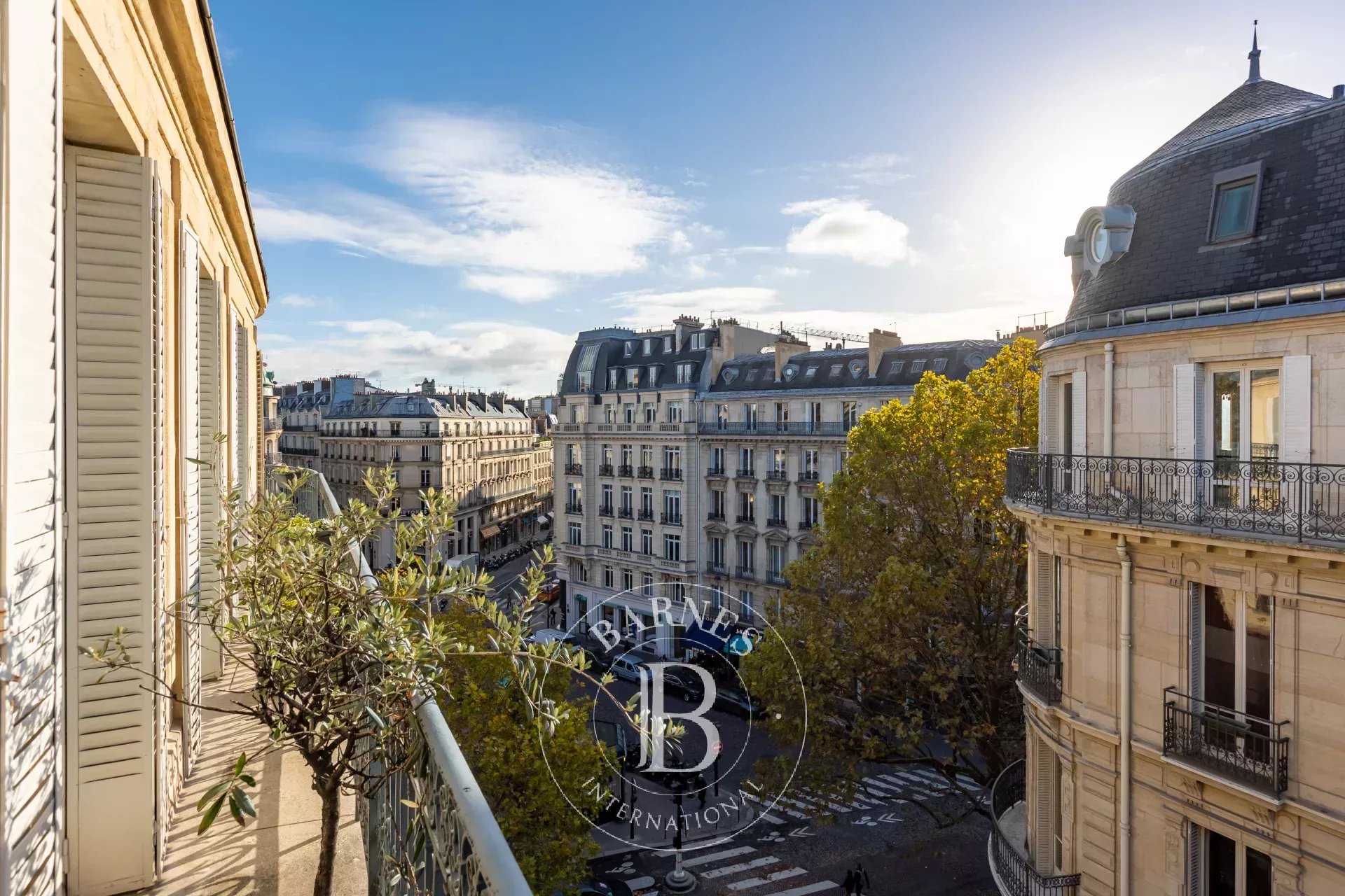 Daire Paris 8ème - picture 32