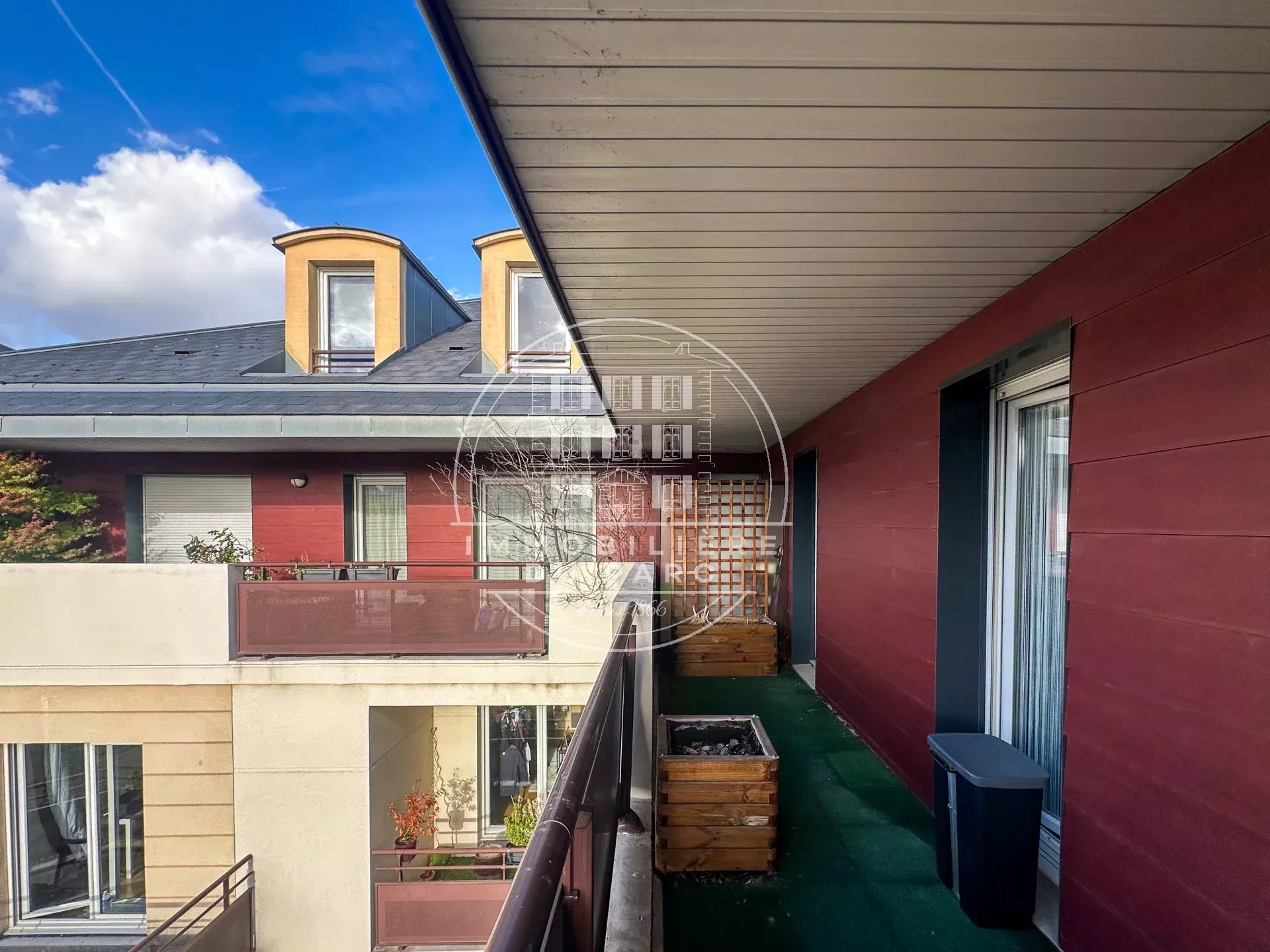 Agence immobilière de 