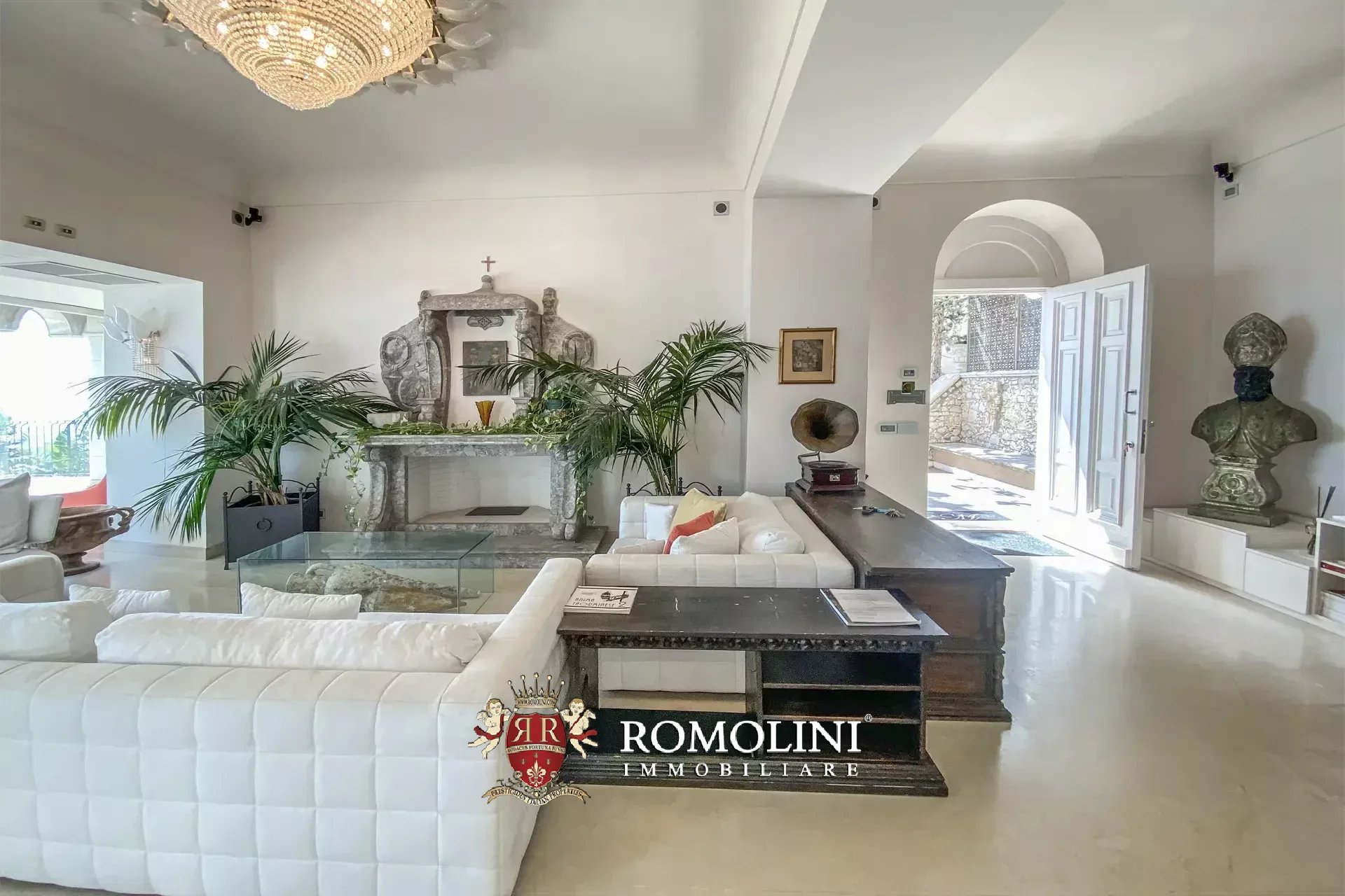 LUXURY SEA VIEW VILLA WITH POOL FOR SALE IN TAORMINA, SICILY