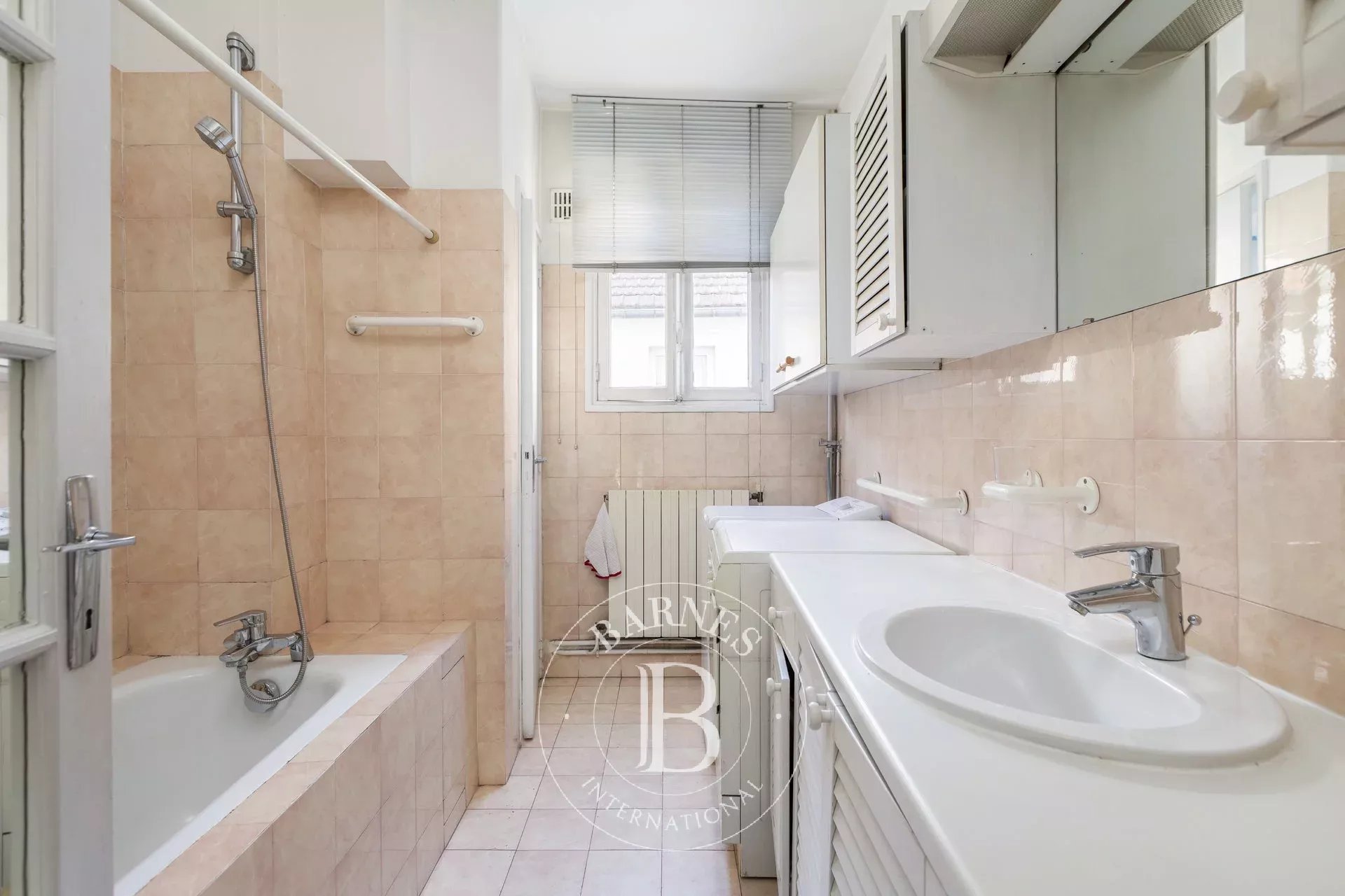 Daire Levallois-Perret - picture 15