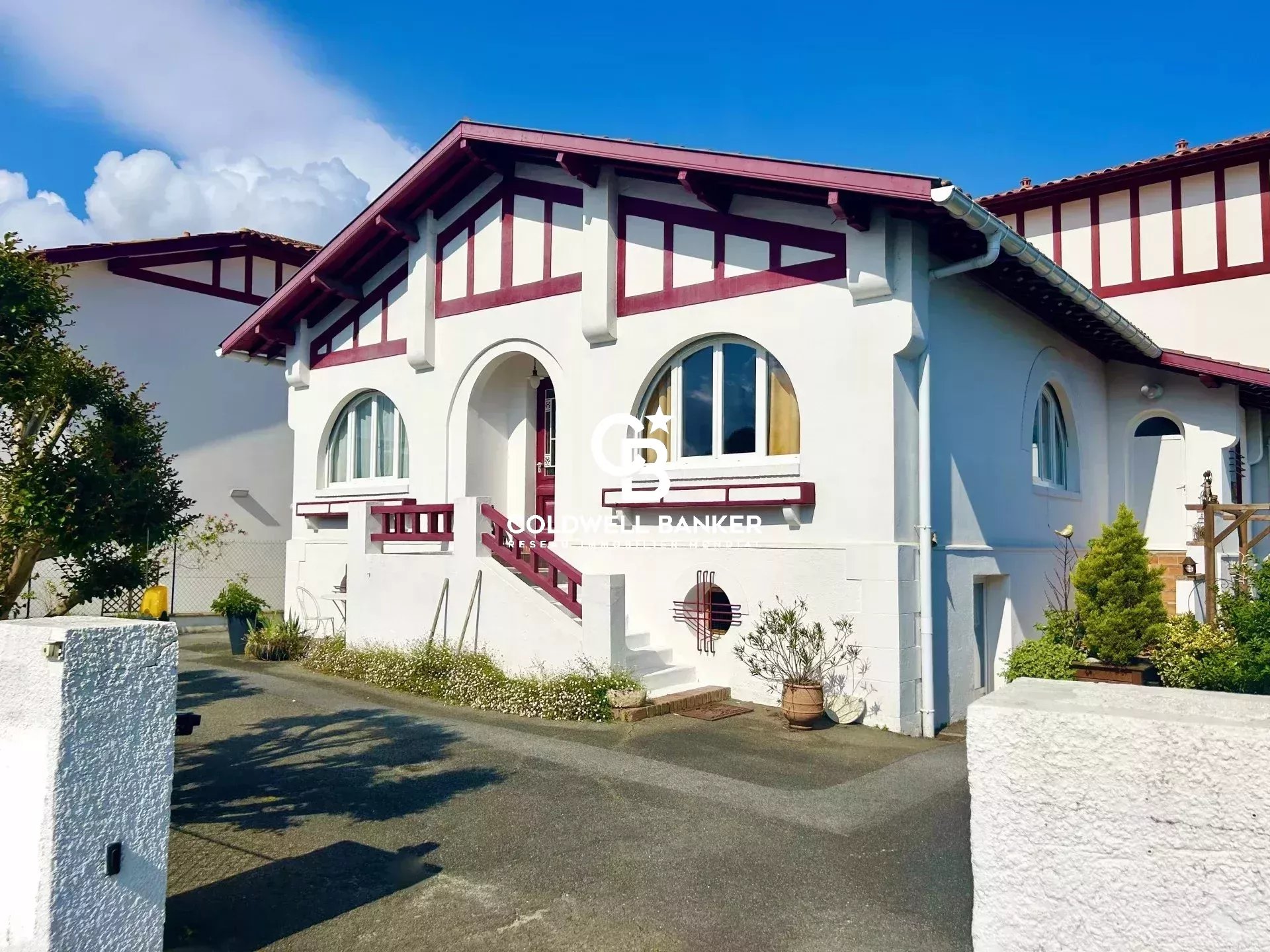 Agence immobilière de Silver Coast Int. Realty