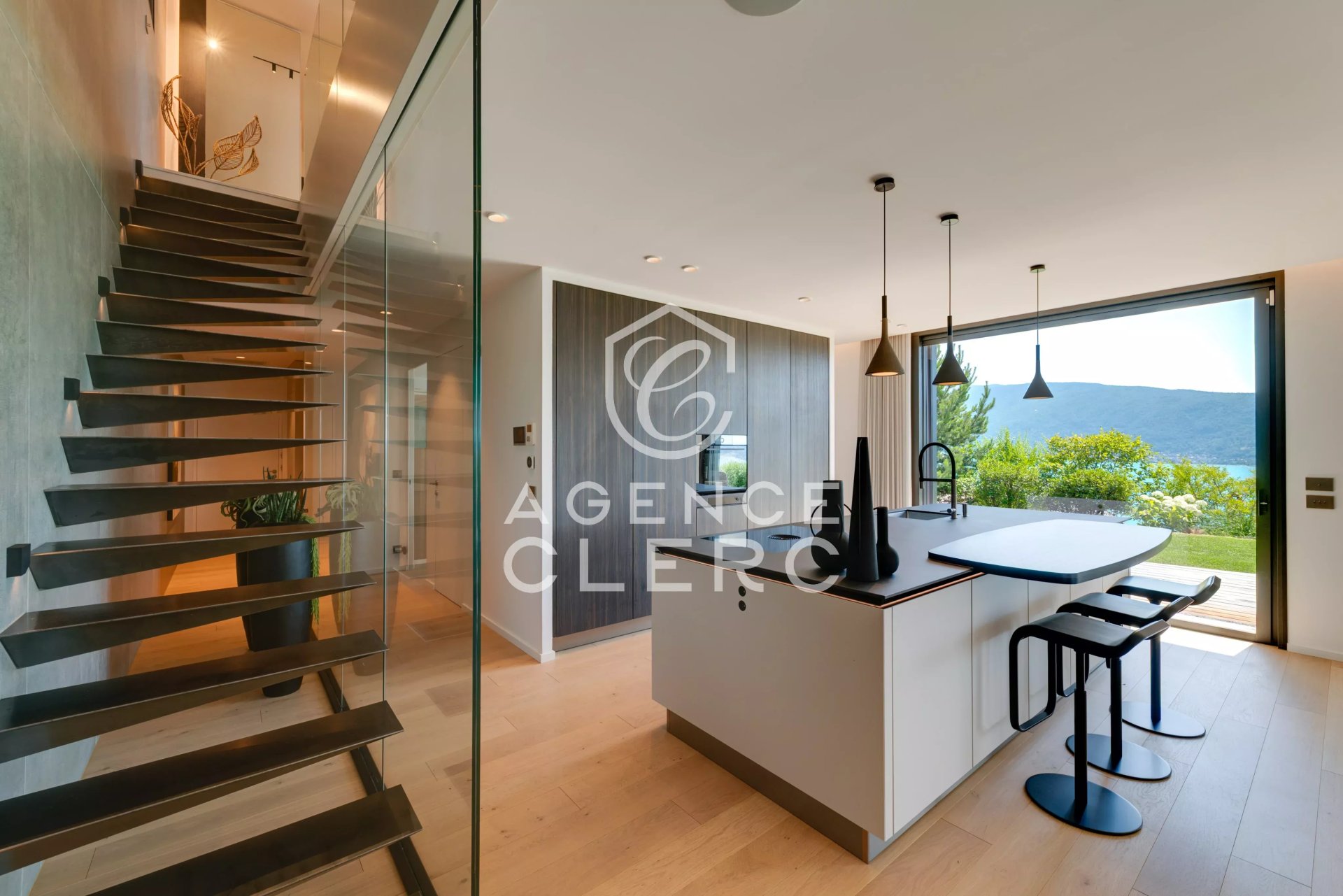 4 Bedroom Villa/Townhouse's Image 19