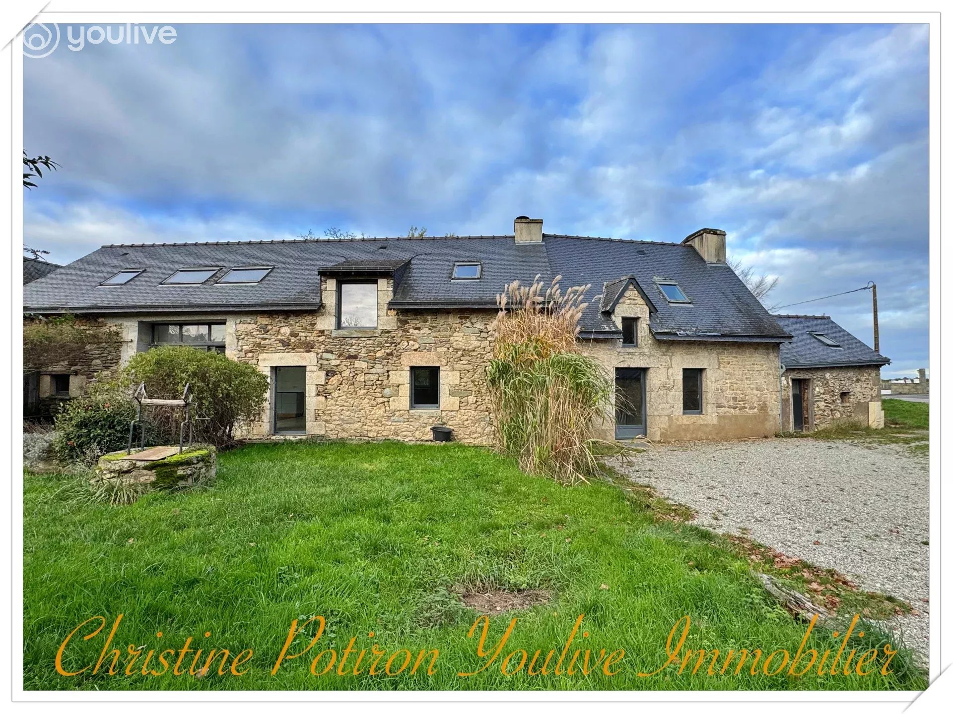 À vendre – PONTIVY nord Authentique longère au calme au nord NOYAL PONTIVY