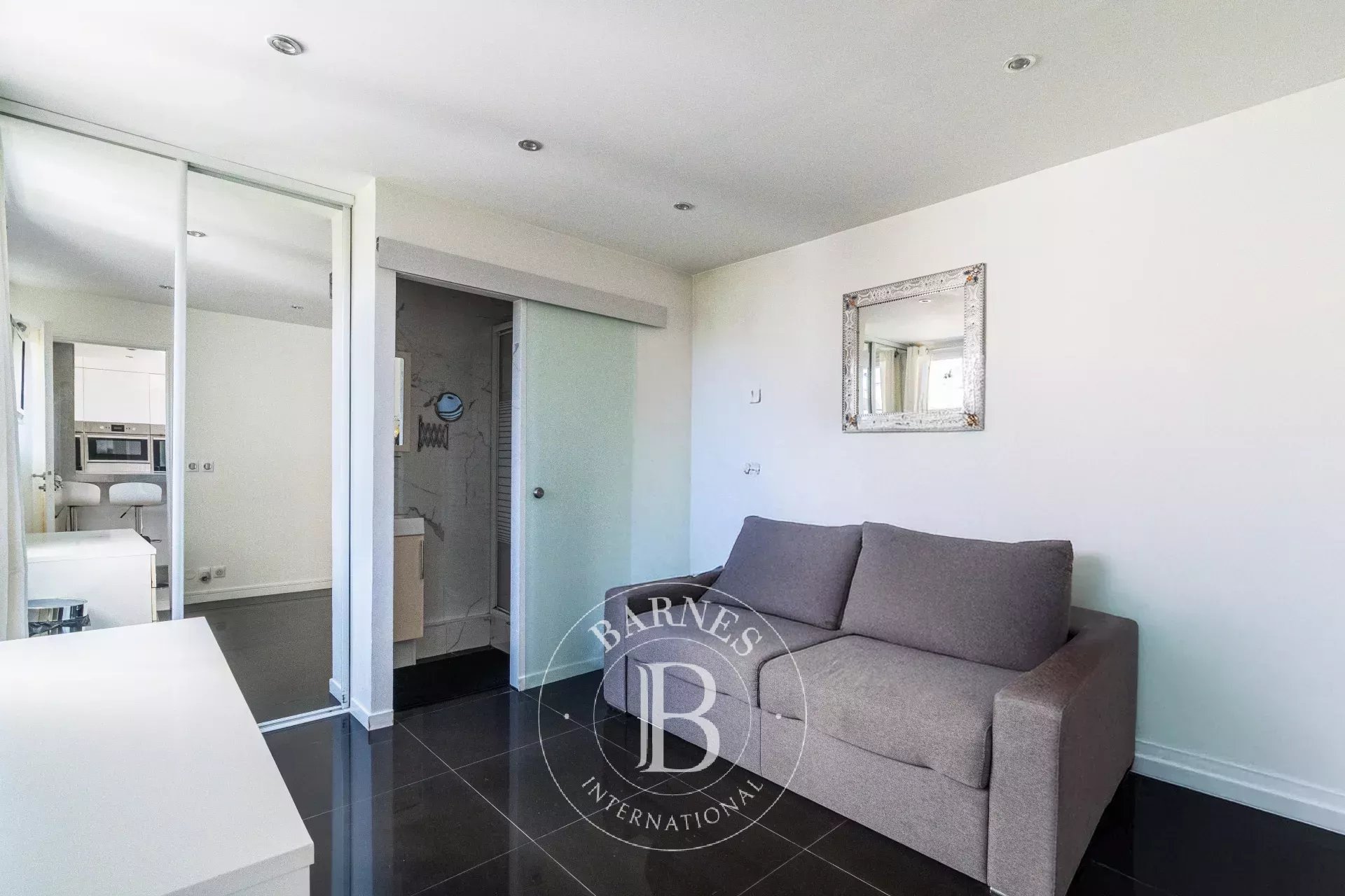 Квартира Neuilly-sur-Seine - picture 19