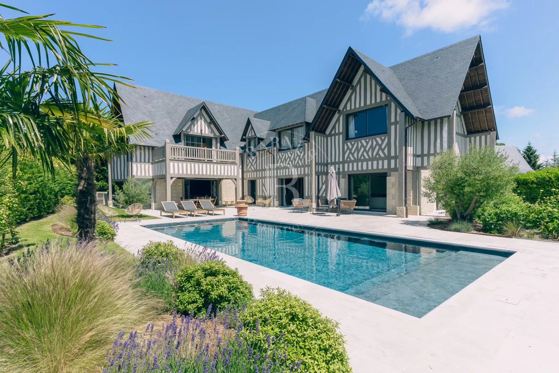 Maison Tourgéville  -  ref 84937303 (picture 1)