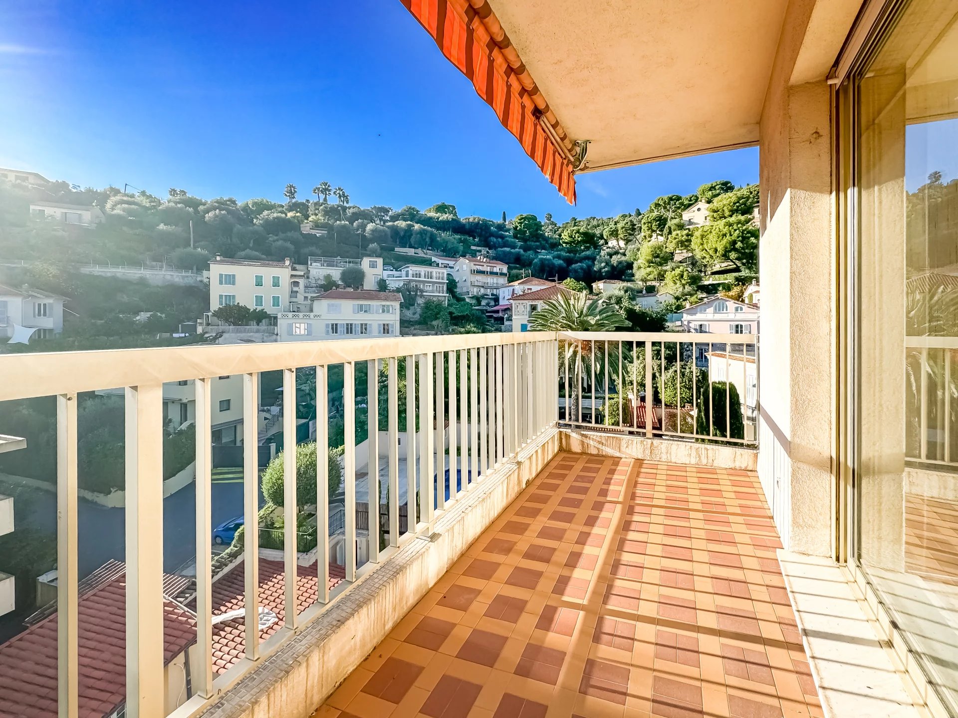 Beaulieu-sur-Mer - Top Floor - Renovated
