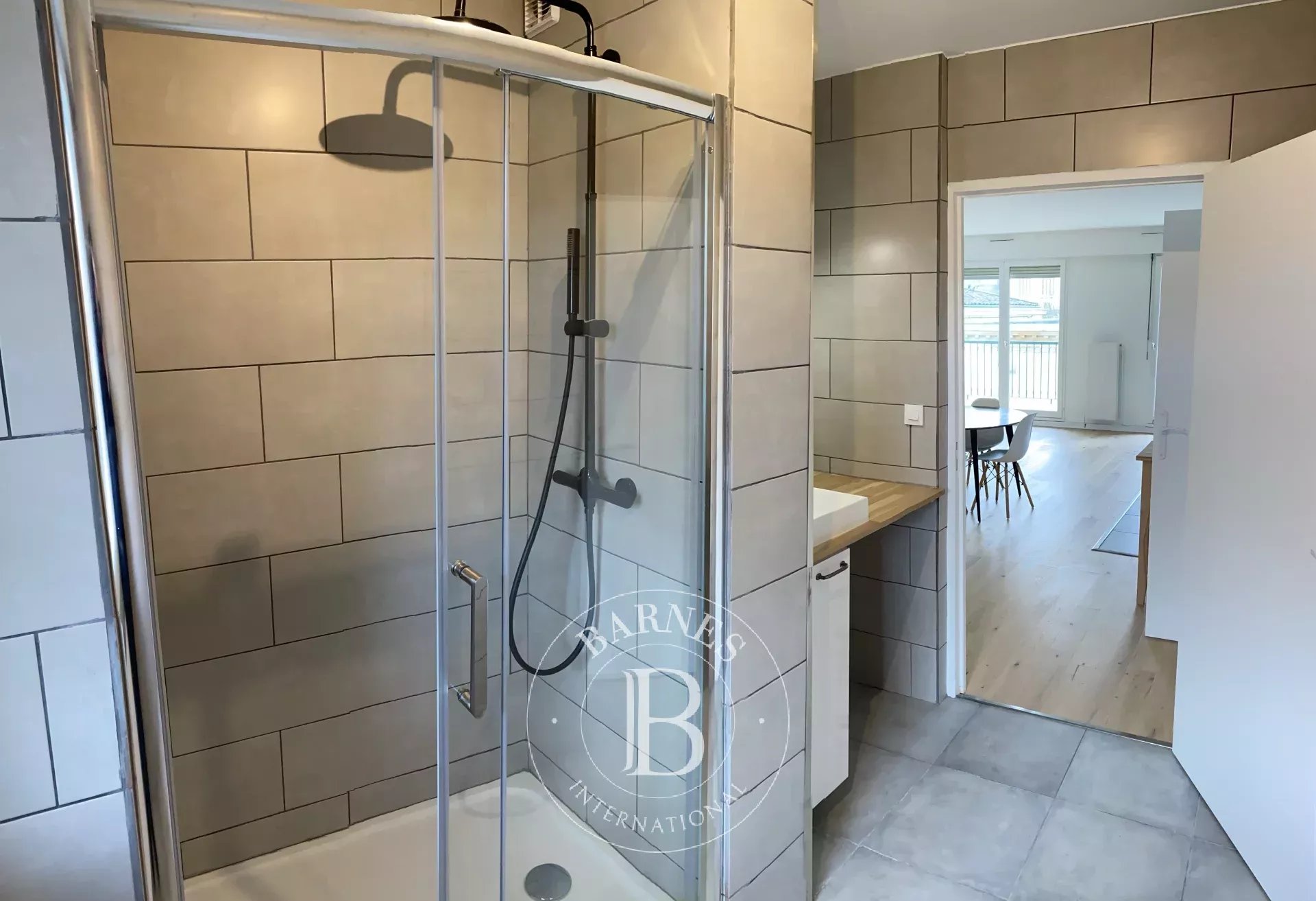 Daire Bordeaux - picture 5