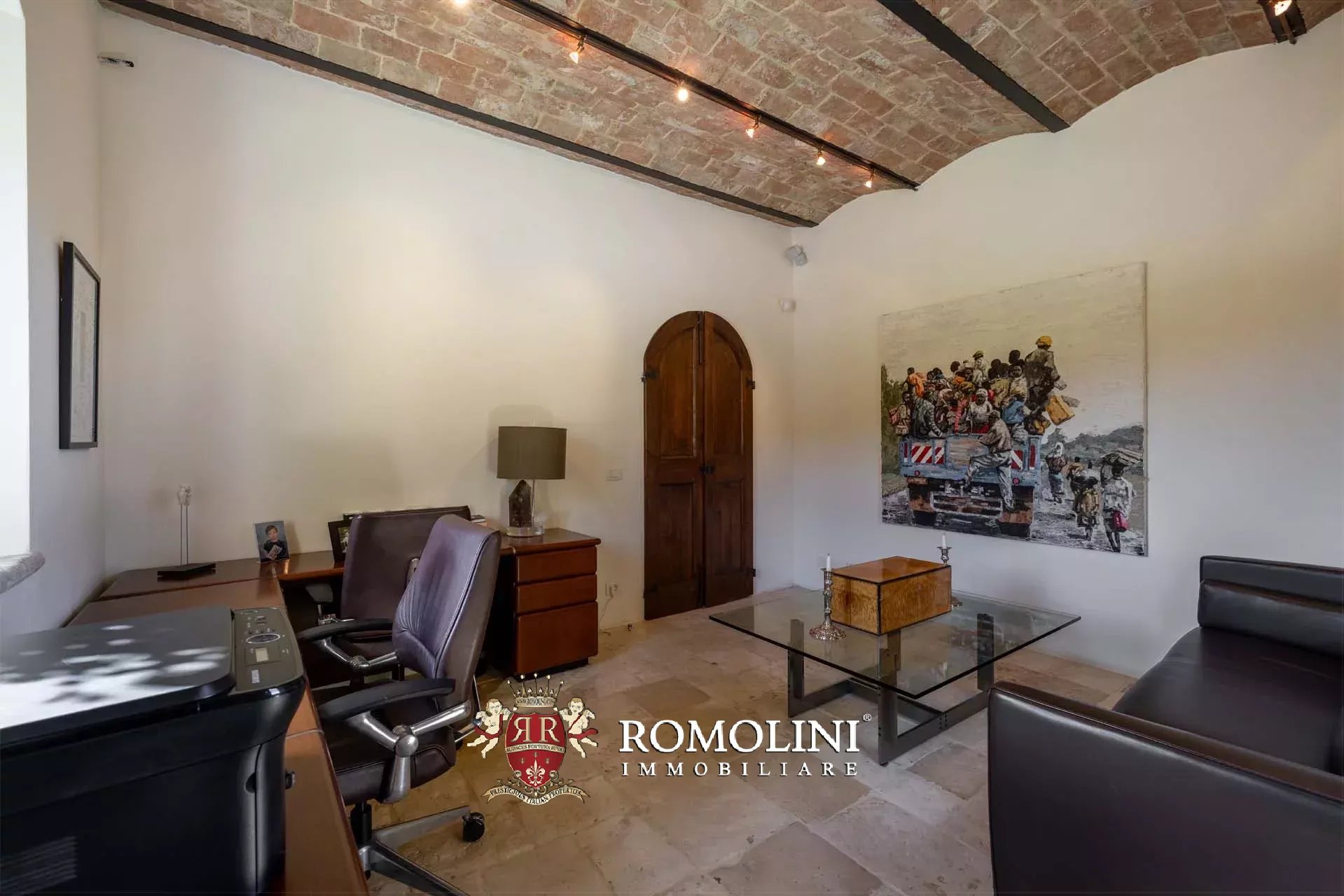 7 Bedroom Villa/Townhouse's Image 42