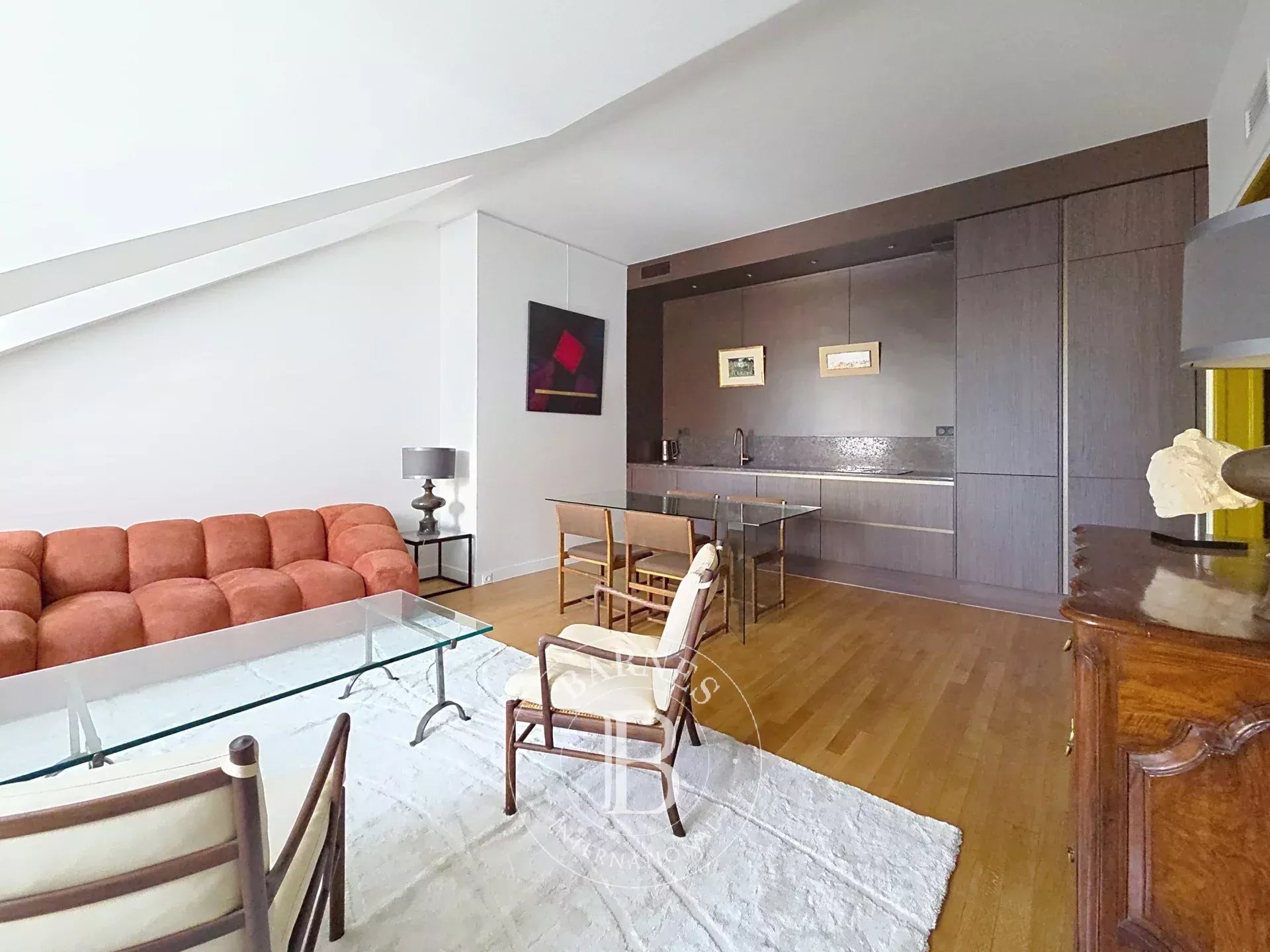 Apartment Paris 75007  -  ref 87232625 (picture 1)