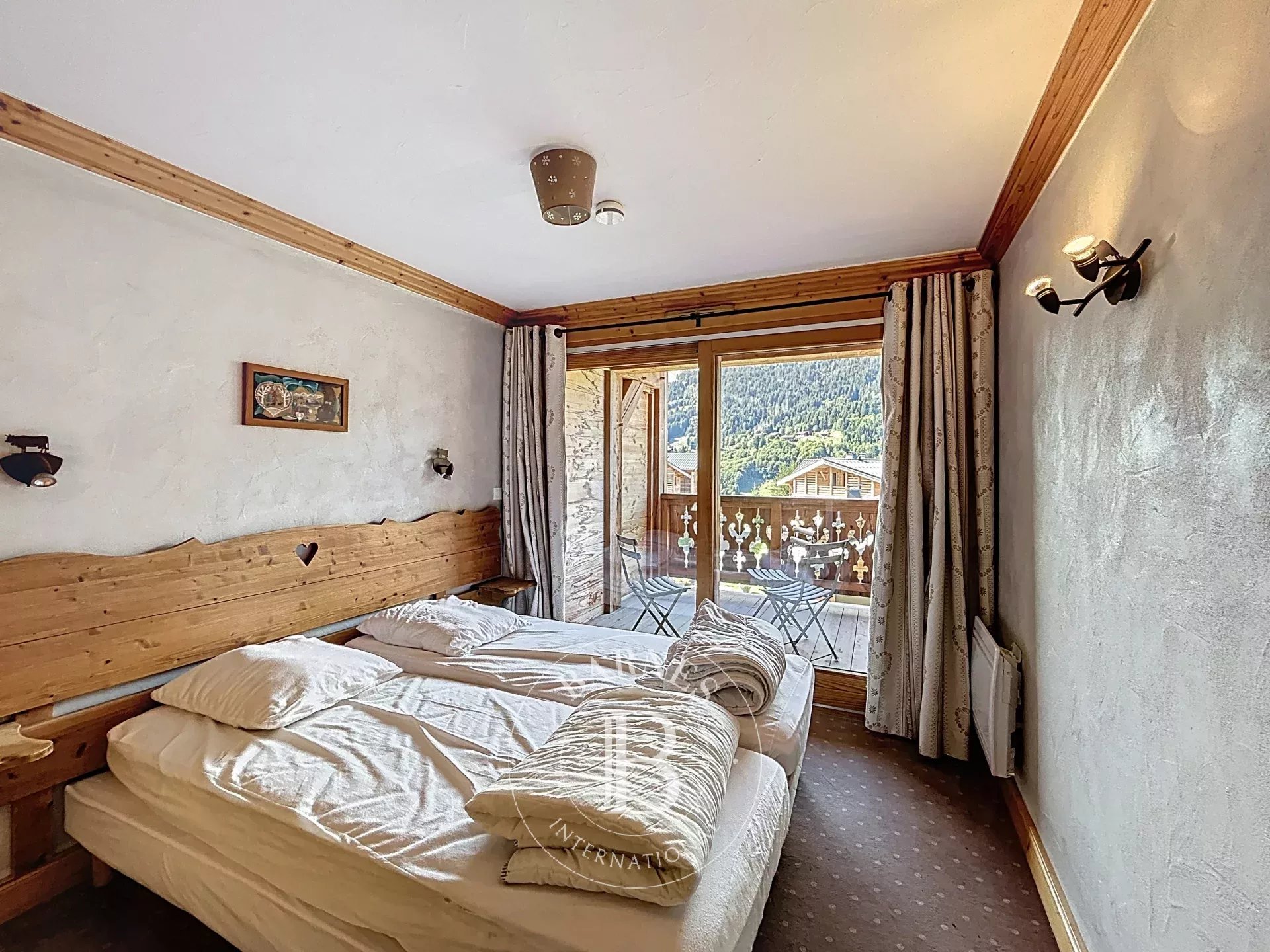 Photo of Les Gets – Ski-in/Ski-out property with 3 units