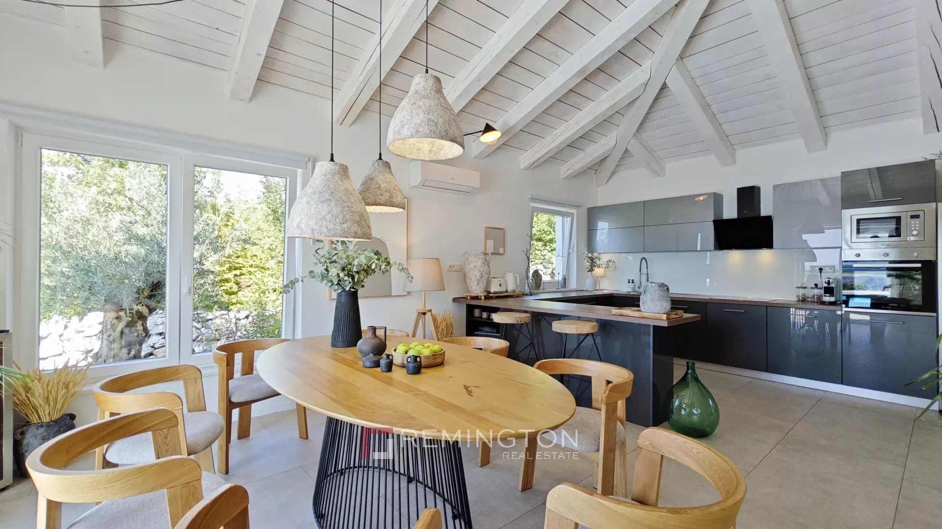 3 Bedroom Villa/Townhouse's Image 5