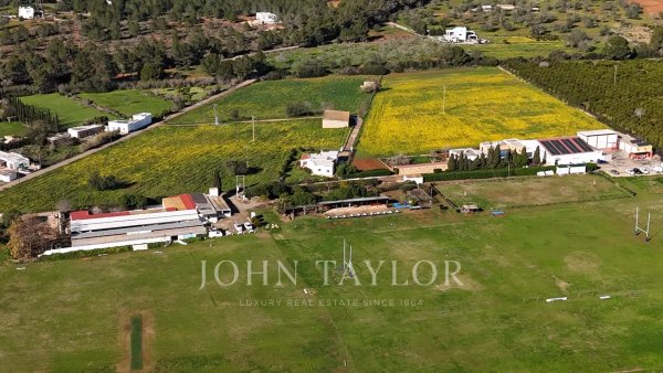 Exclusive Family Estate and Business Complex in Sant Llorenç, Ibiza — photo 7