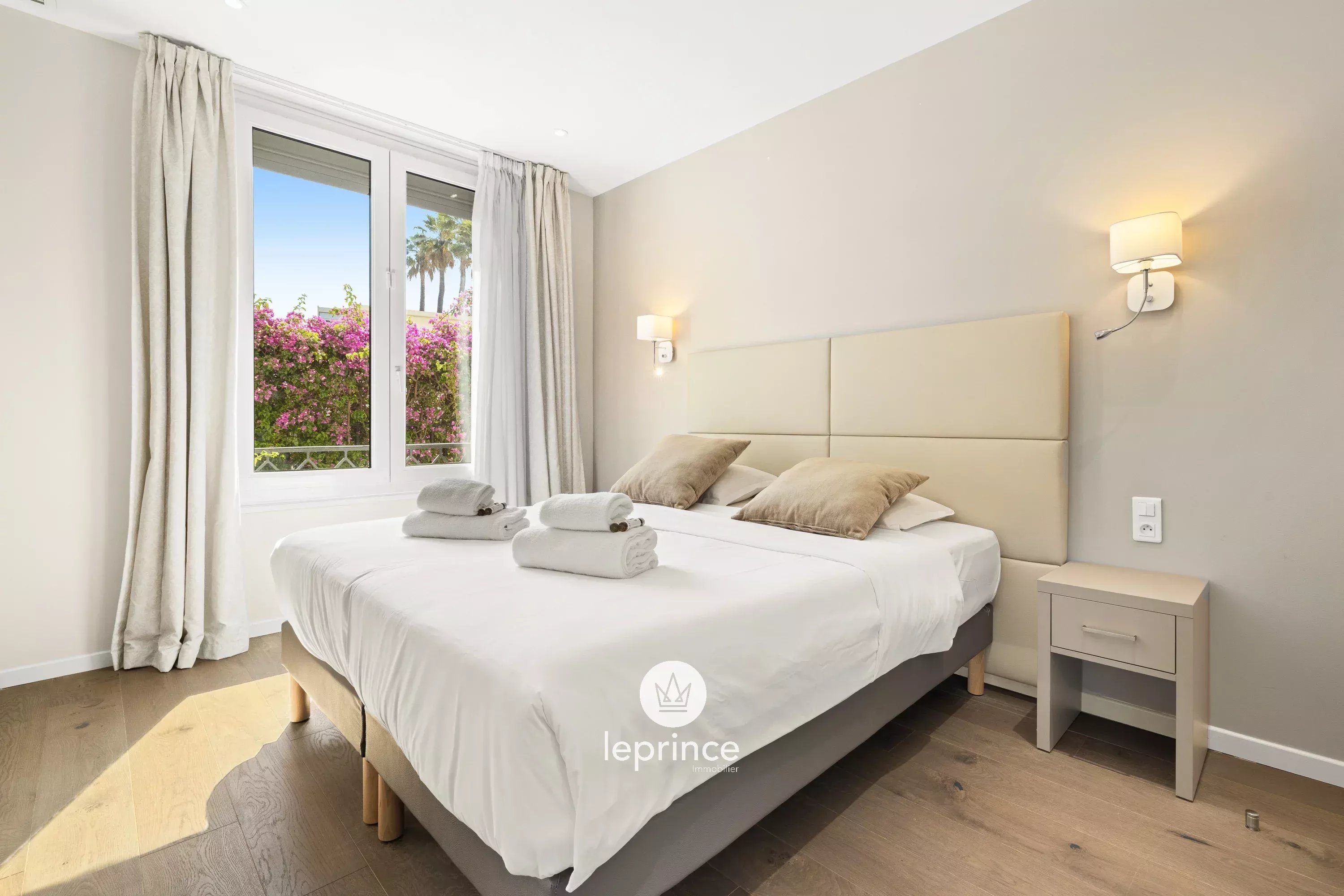 Cannes Pointe Croisette – 5-Room Dual-Aspect Apartment – Terrace – Cellar and Garage