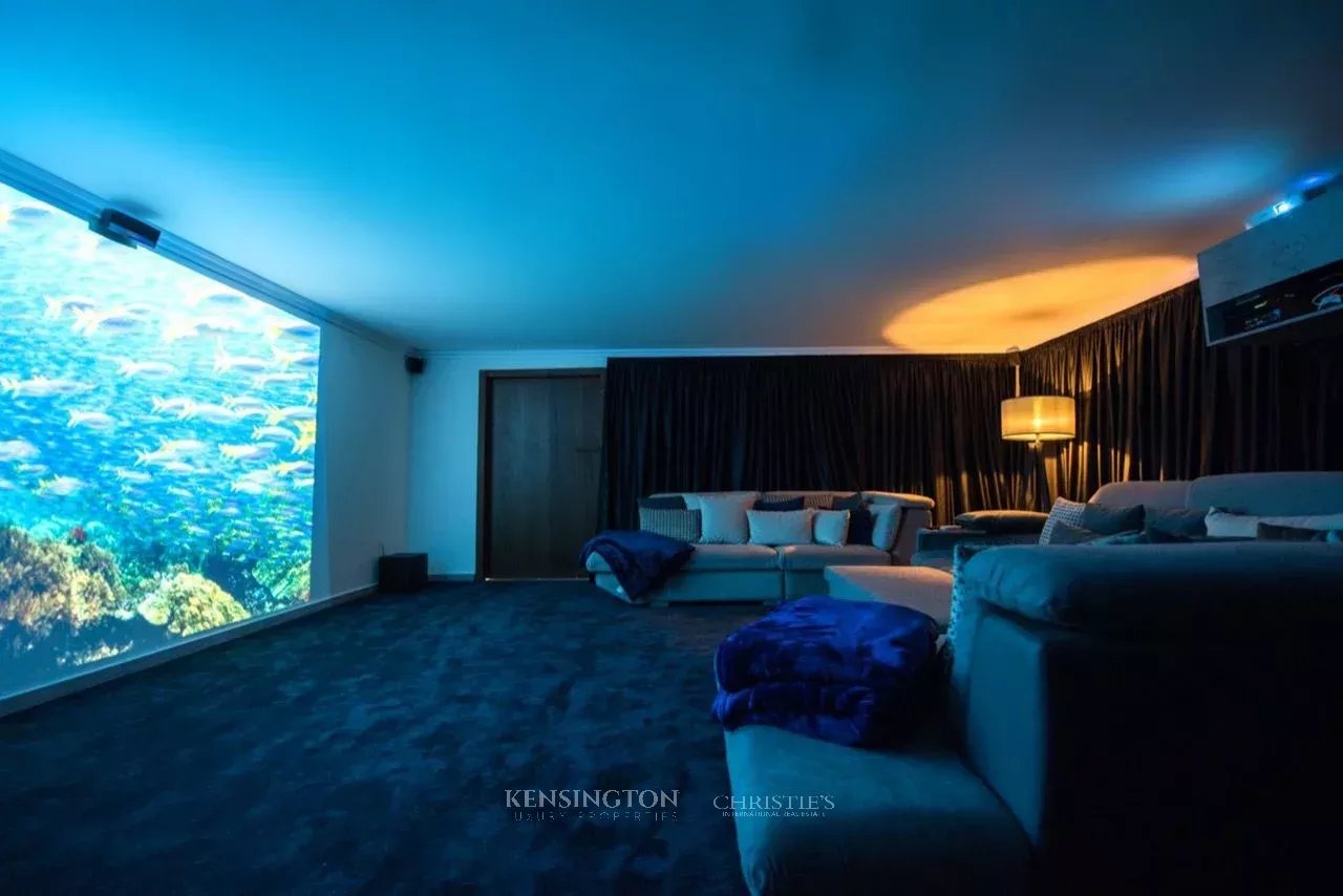 5 Bedroom Villa/Townhouse's Image 12