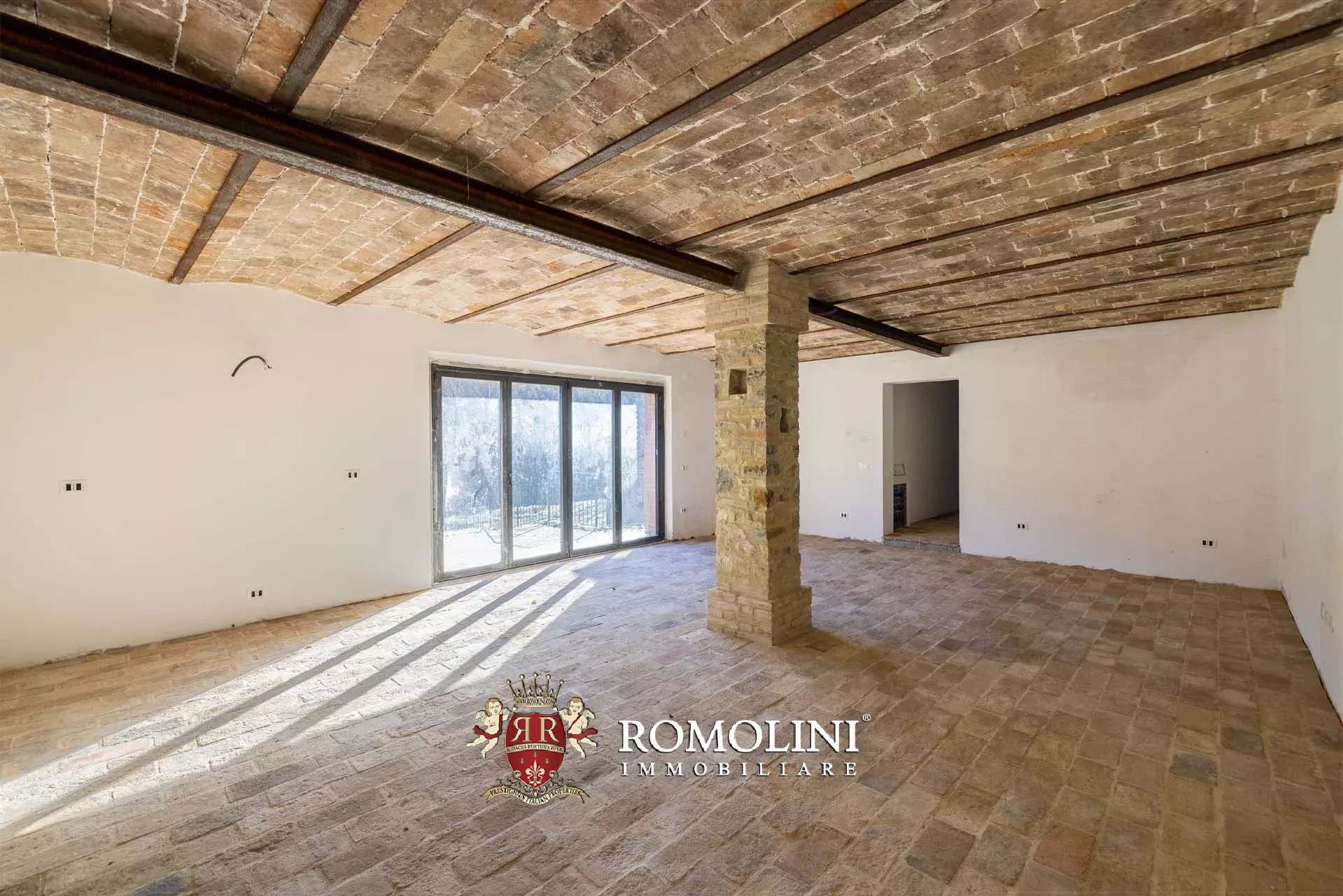 6 Bedroom Villa/Townhouse's Image 19