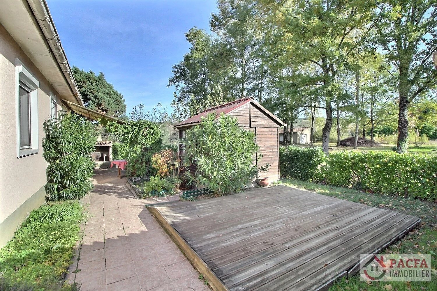 Agence immobilière de 