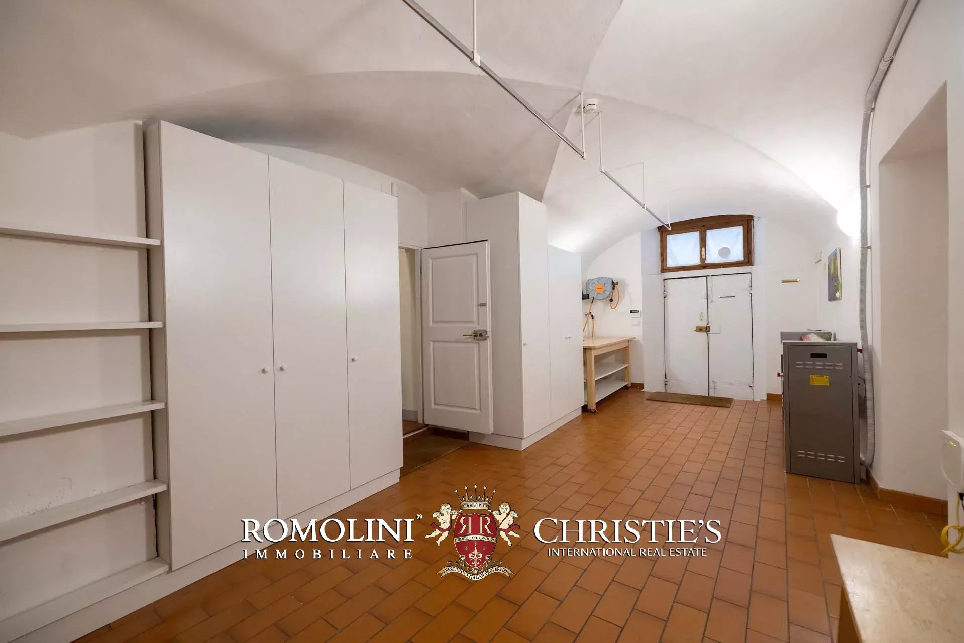 16 Bedroom Villa/Townhouse's Image 207