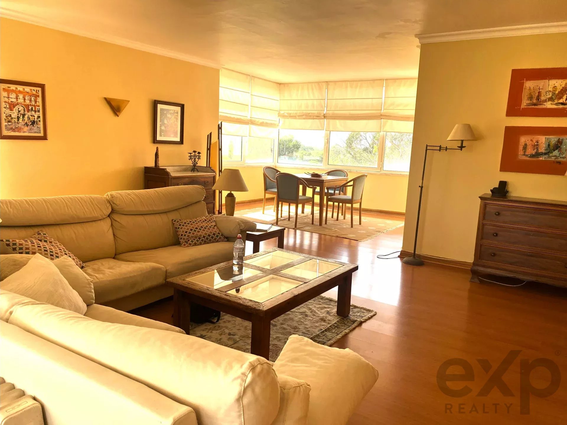 Excellent 1 bedroom apartment for sale in São João da Caparica 86160894 image 1
