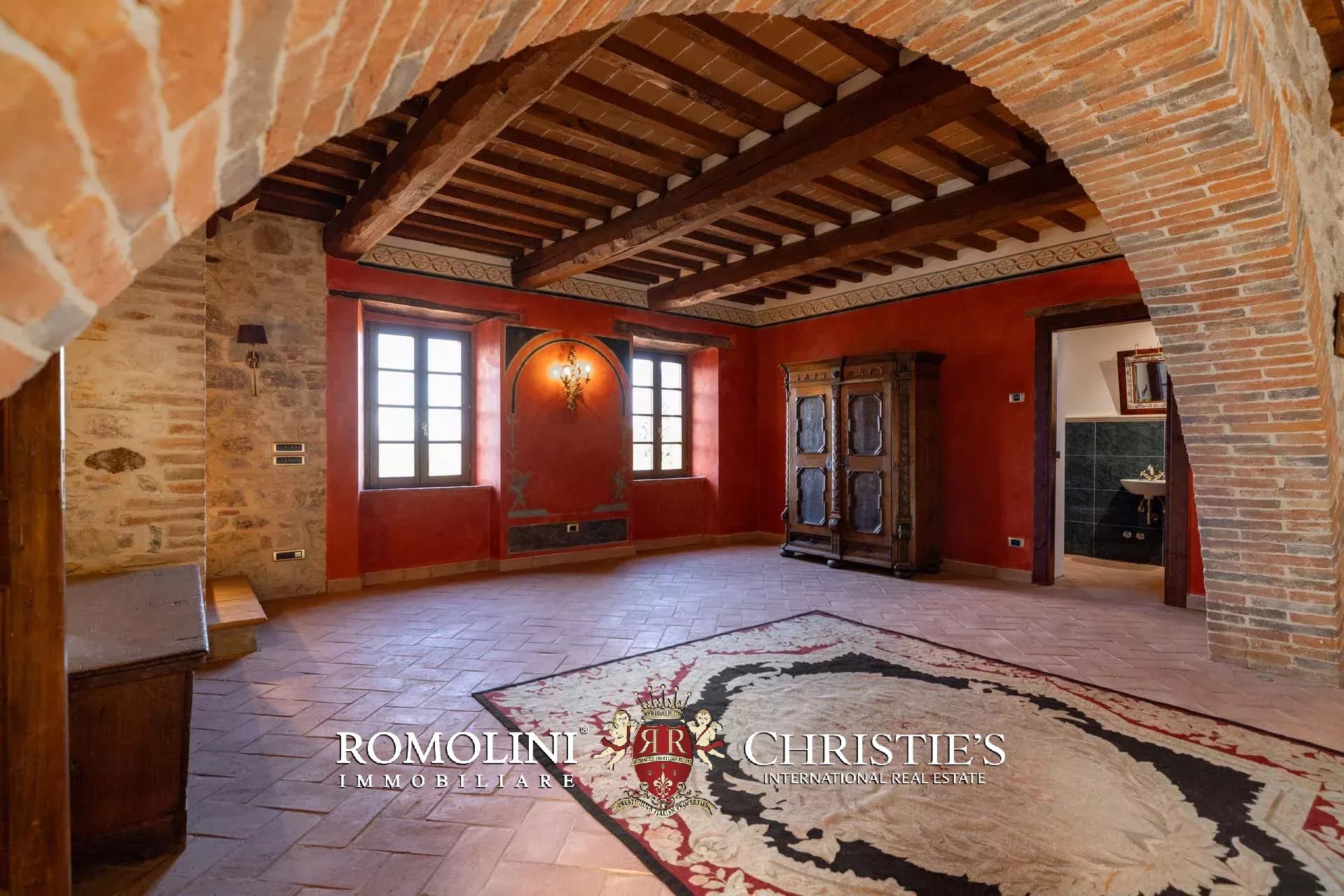 10 Bedroom Villa/Townhouse's Image 156
