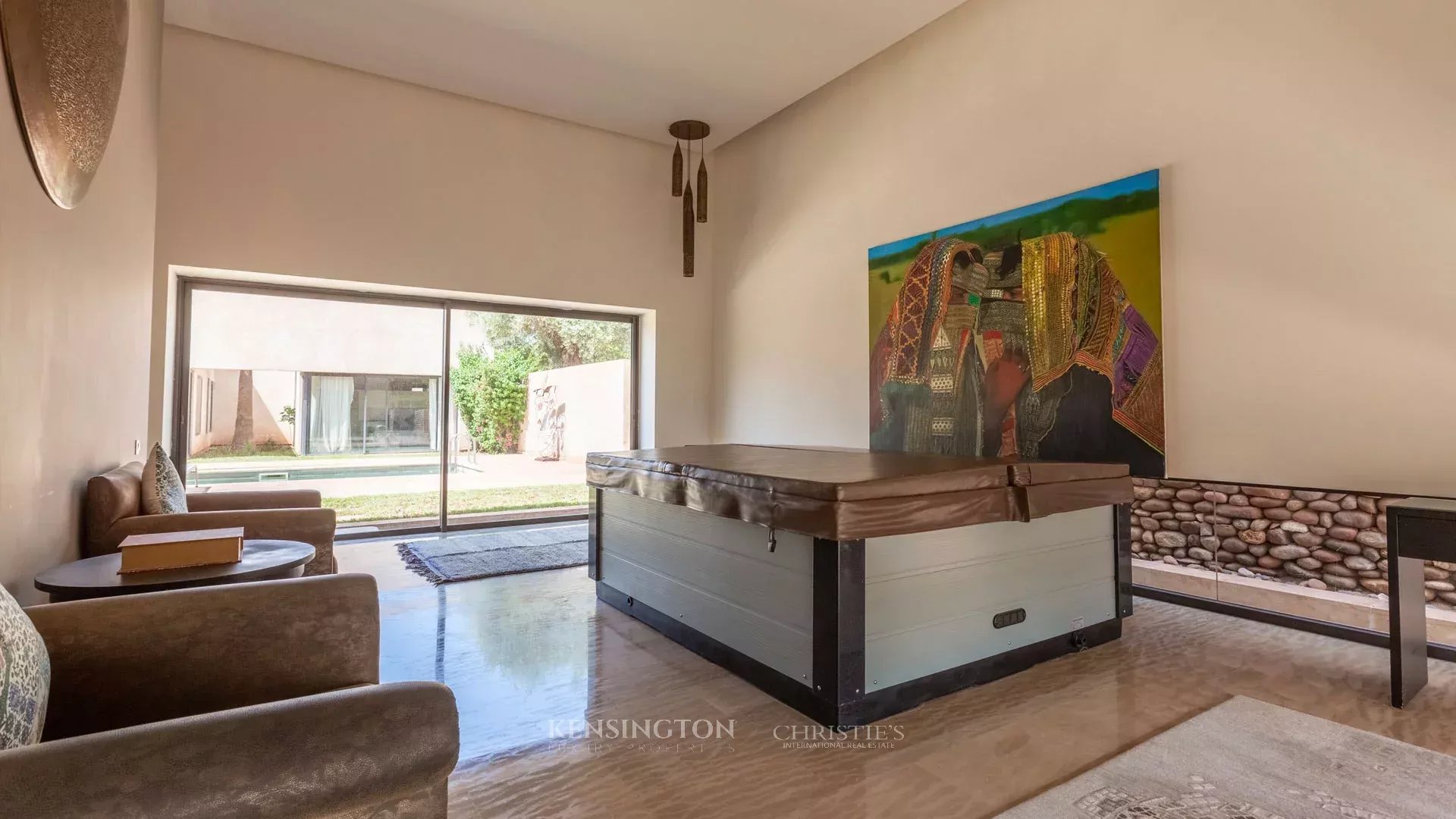 6 Bedroom Villa/Townhouse's Image 4