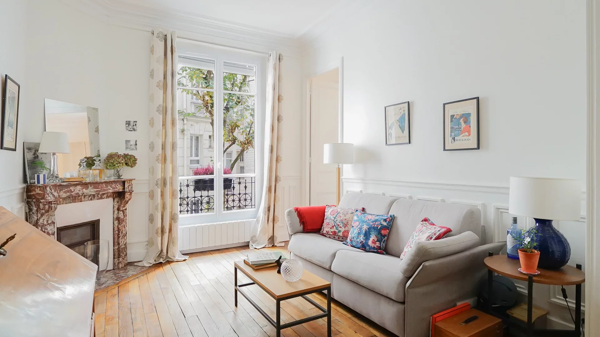 Paris 7e - PLACE DE BRETEUIL