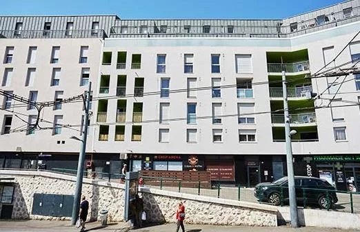 INVESTISSEMENT LOCATIF  MARSEILLE 5ème ARRONDISSEMENT - Résidence étudiante Odalys Campus Marseille Blancarde  -  5,55%  de rentabilité.
