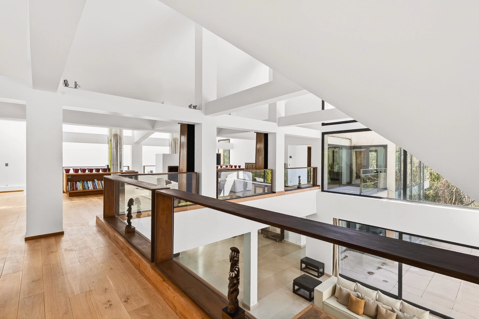 5 Bedroom Villa/Townhouse's Image 9