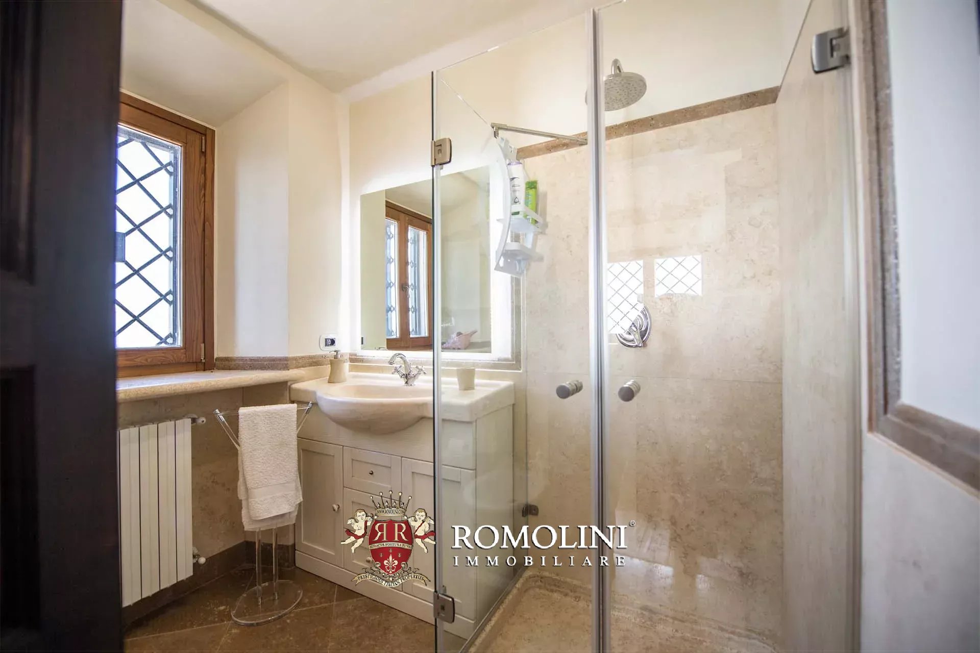 5 Bedroom Villa/Townhouse's Image 60