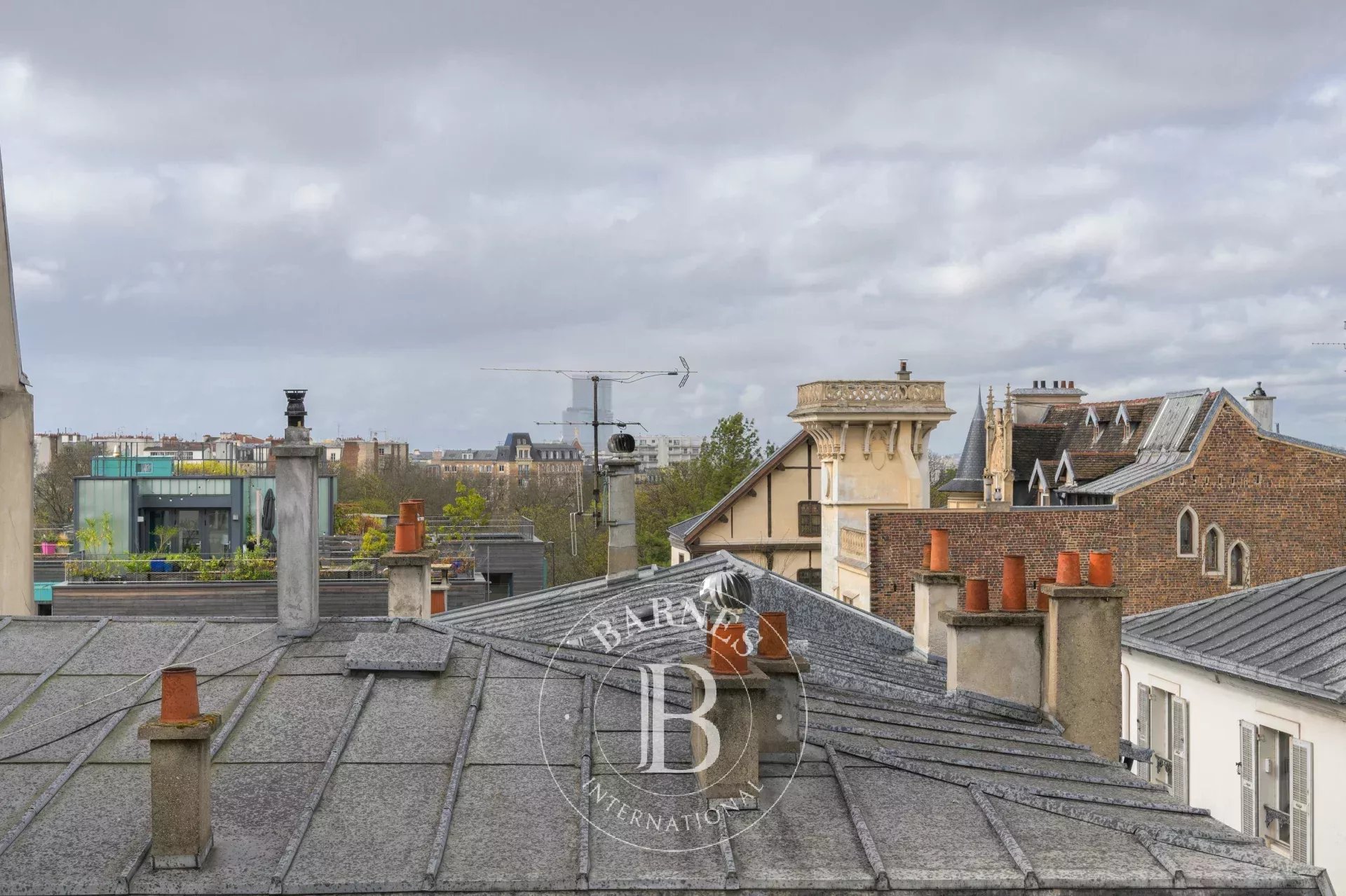 Daire Paris 18ème - picture 12