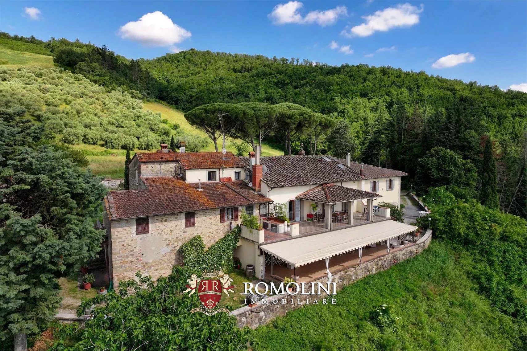14 Bedroom Vineyard's Image 8