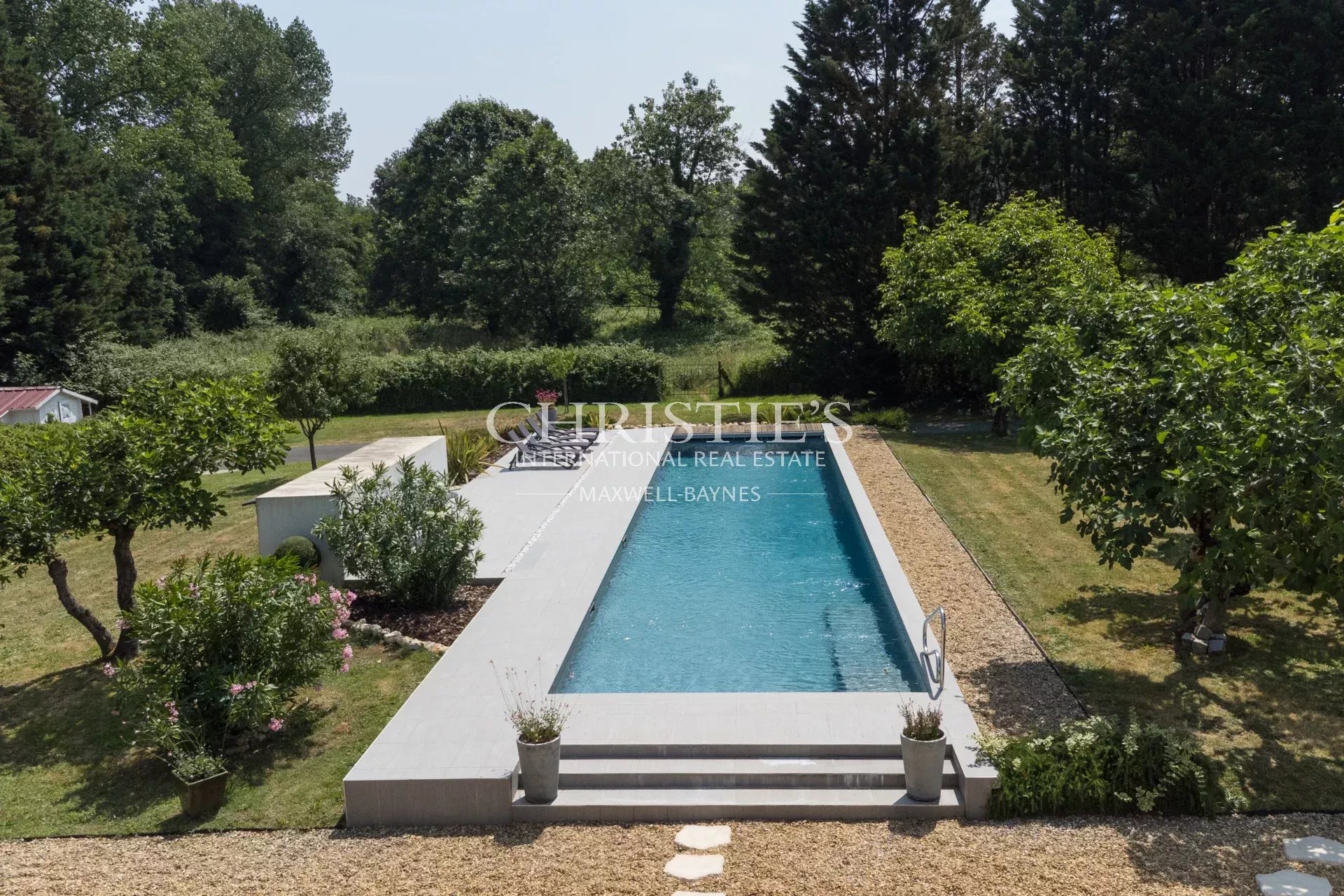 5 Bedroom Villa/Townhouse's Image 19