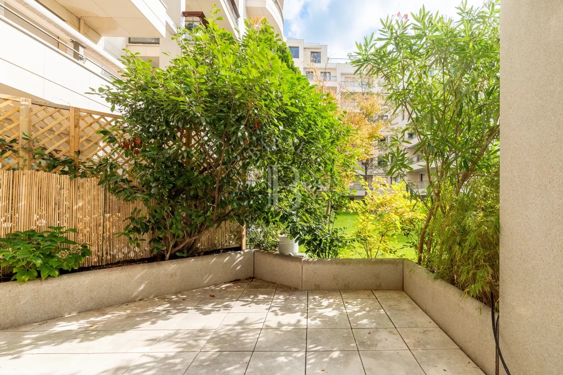 Daire Levallois-Perret