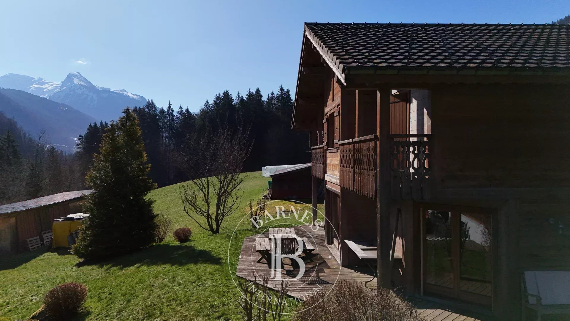Photo of Essert-Romand – 4-Bedroom Chalet + Independent 1-Bedroom Apartment – Seasonal Rental