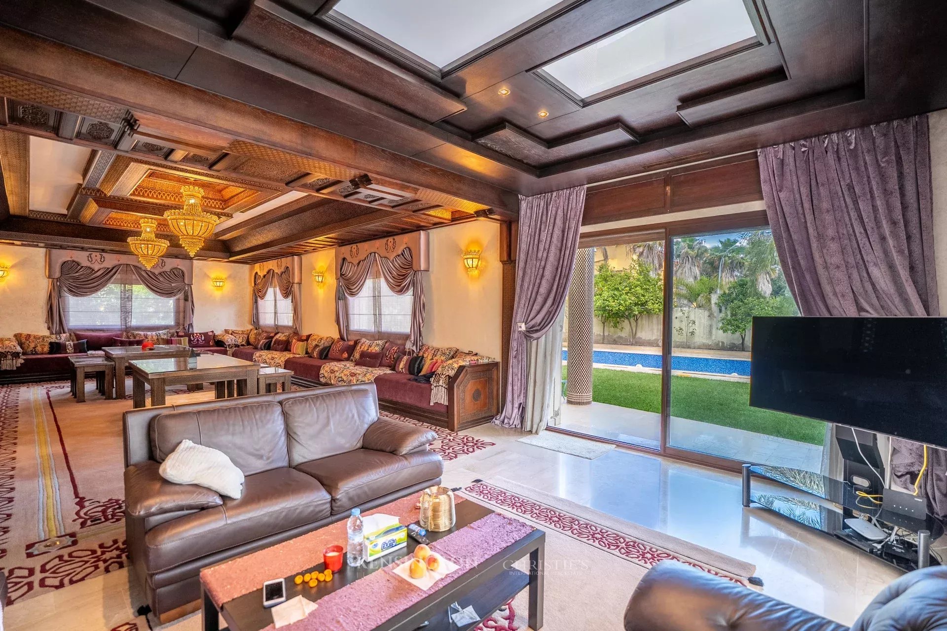 6 Bedroom Villa/Townhouse's Image 13