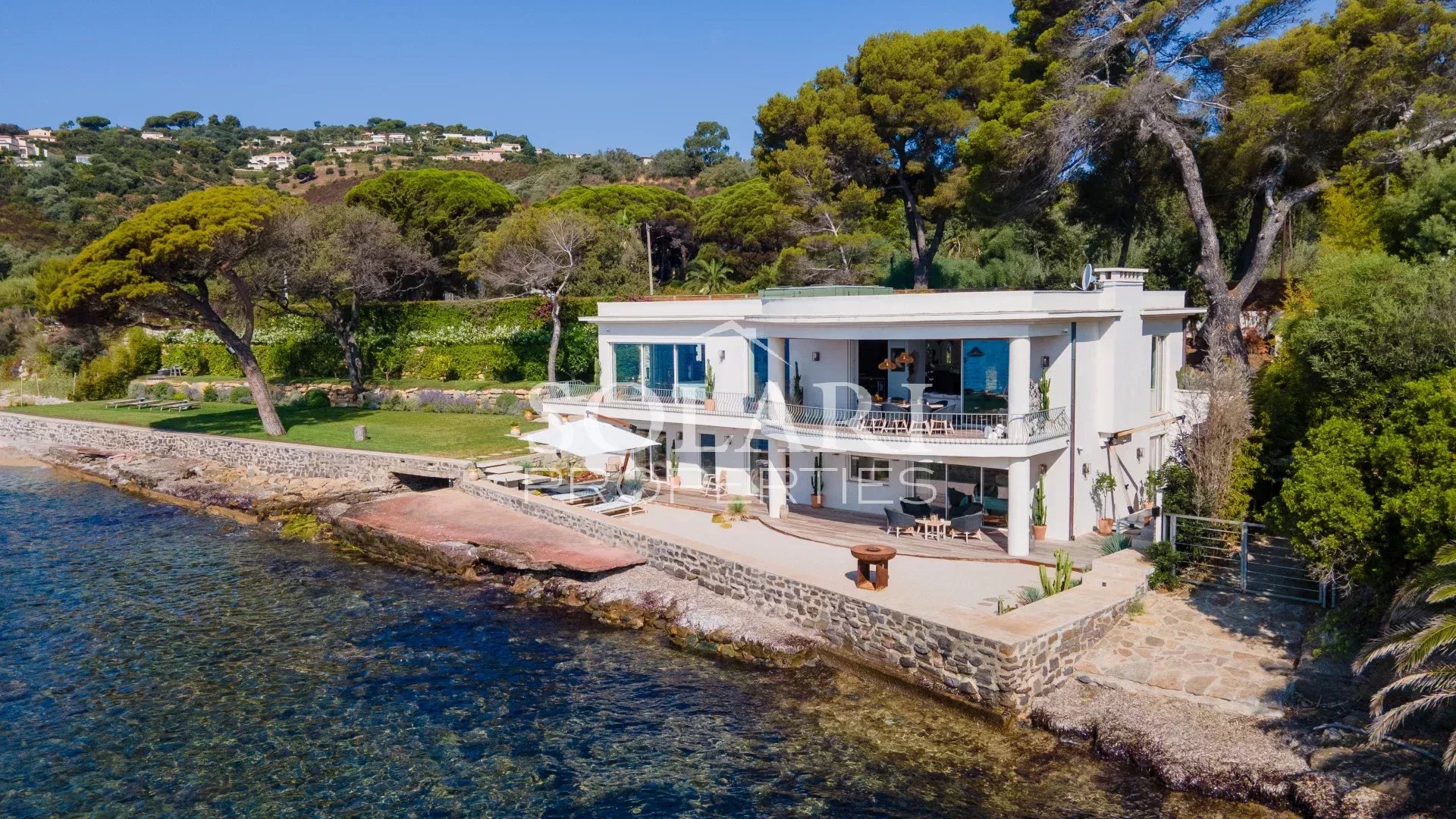 83120 SAINTE-MAXIME VILLA