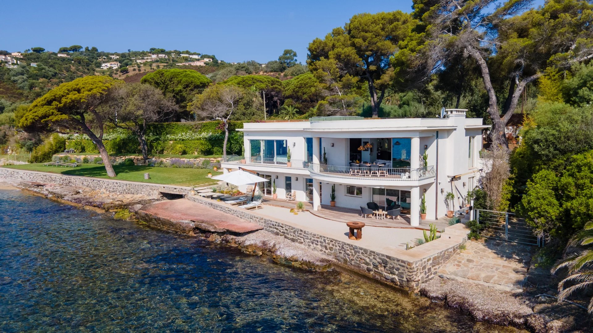 83120 SAINTE-MAXIME VILLA