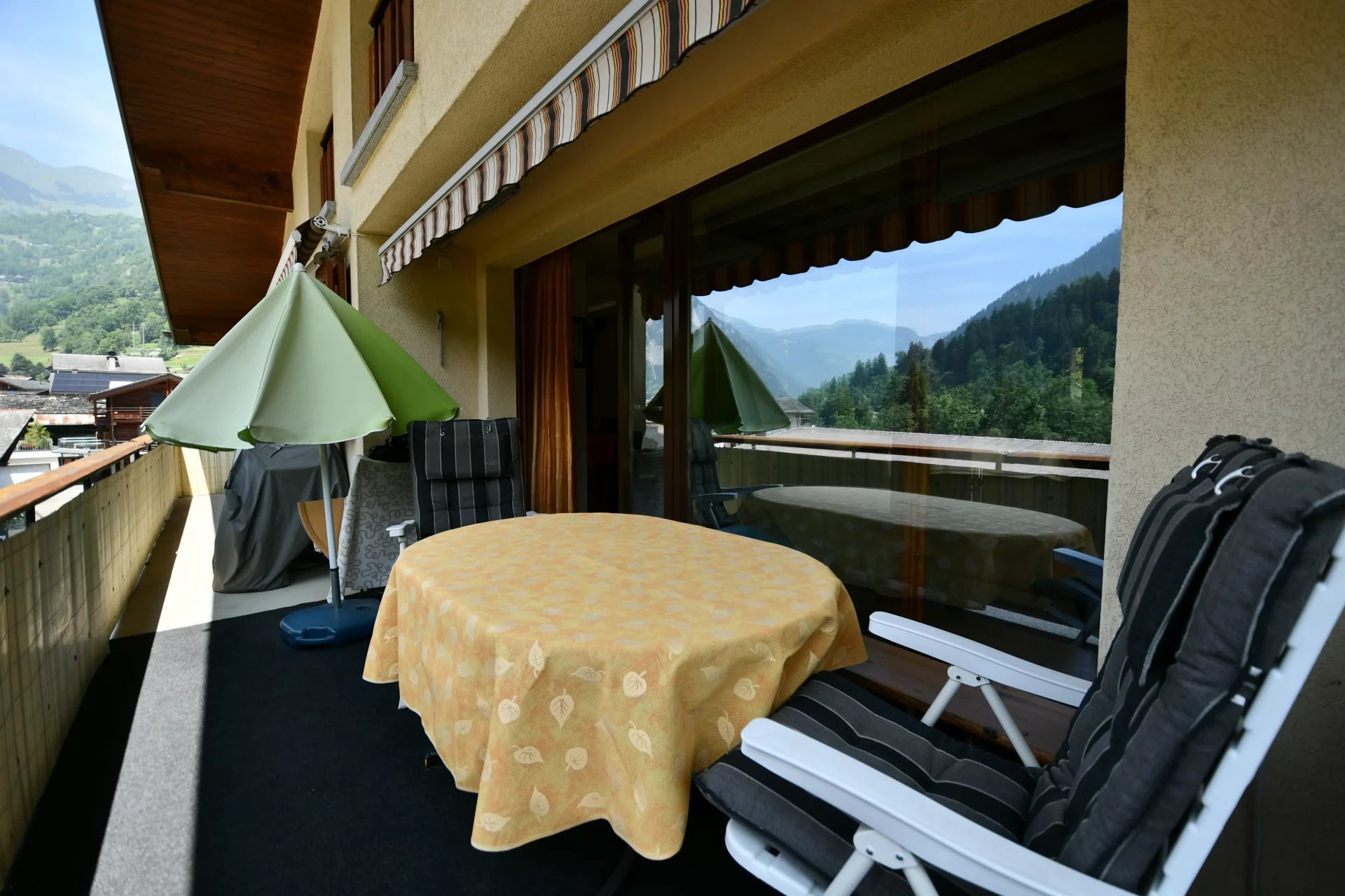 Propriété scindée en deux appartements