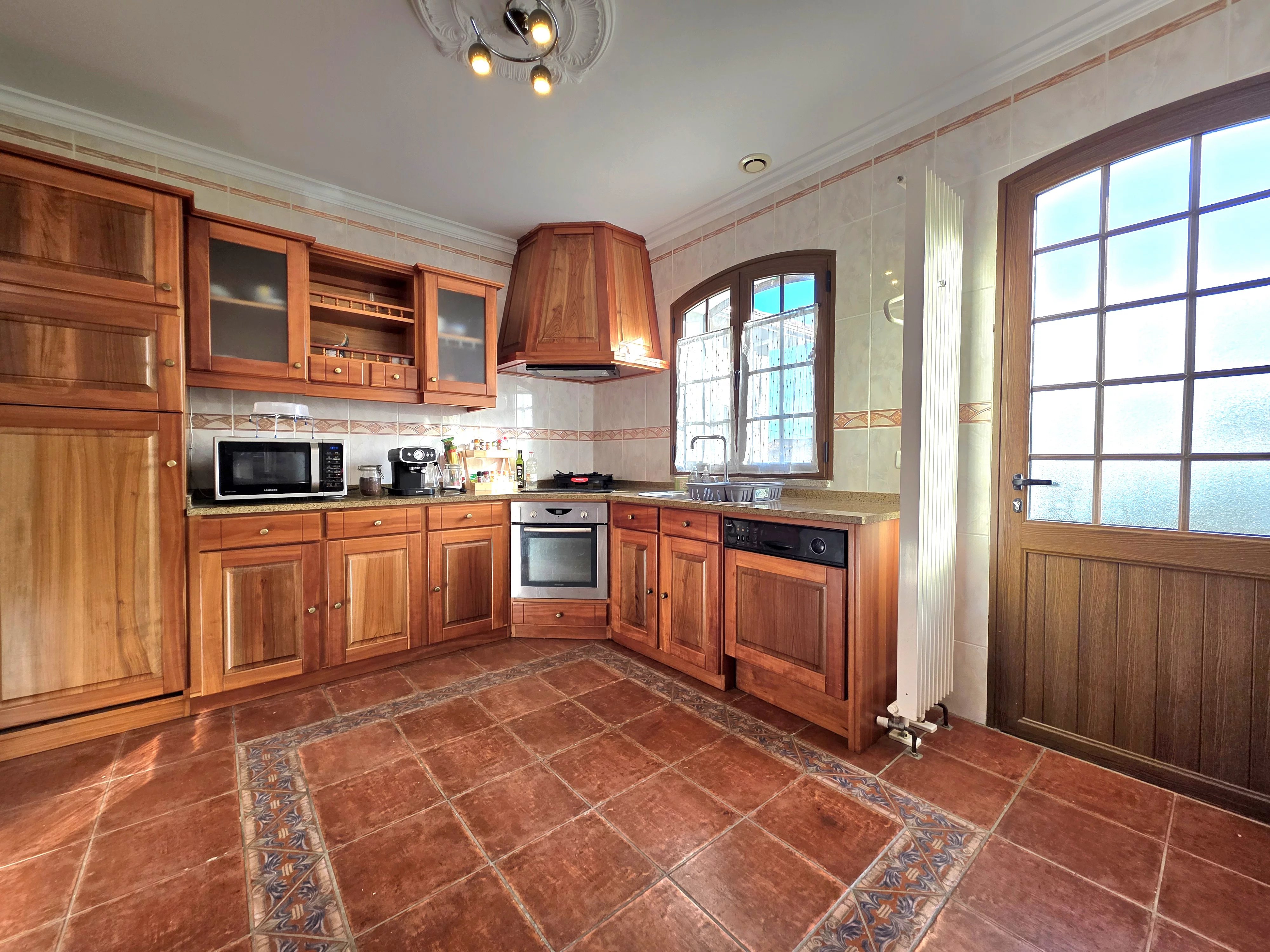 House in Castillonnes - Image 5