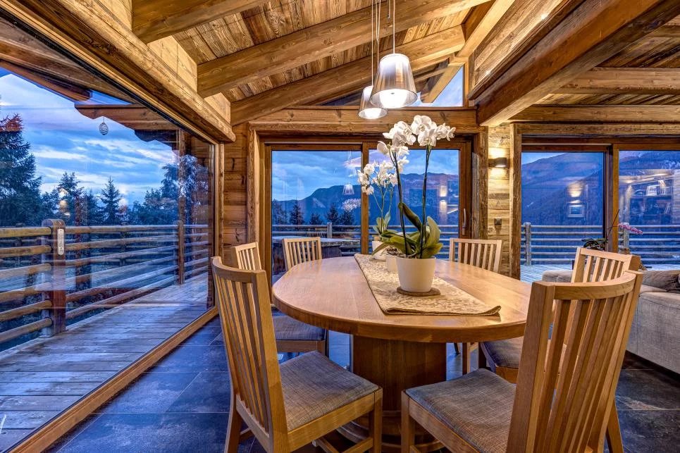 Superbe chalet ski-in ski-out avec accès direct à Verbier!!!