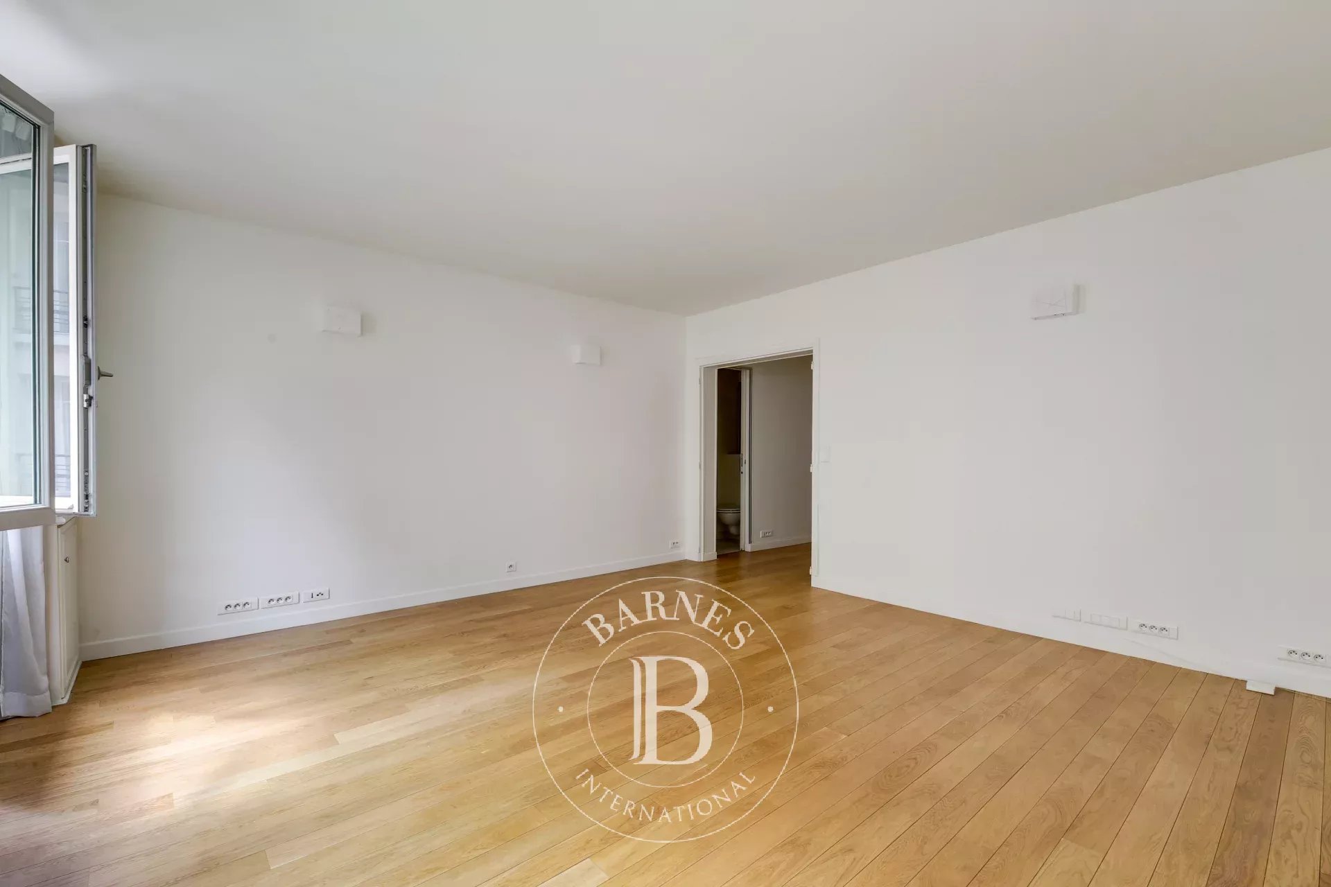 Daire Paris 7ème - picture 6