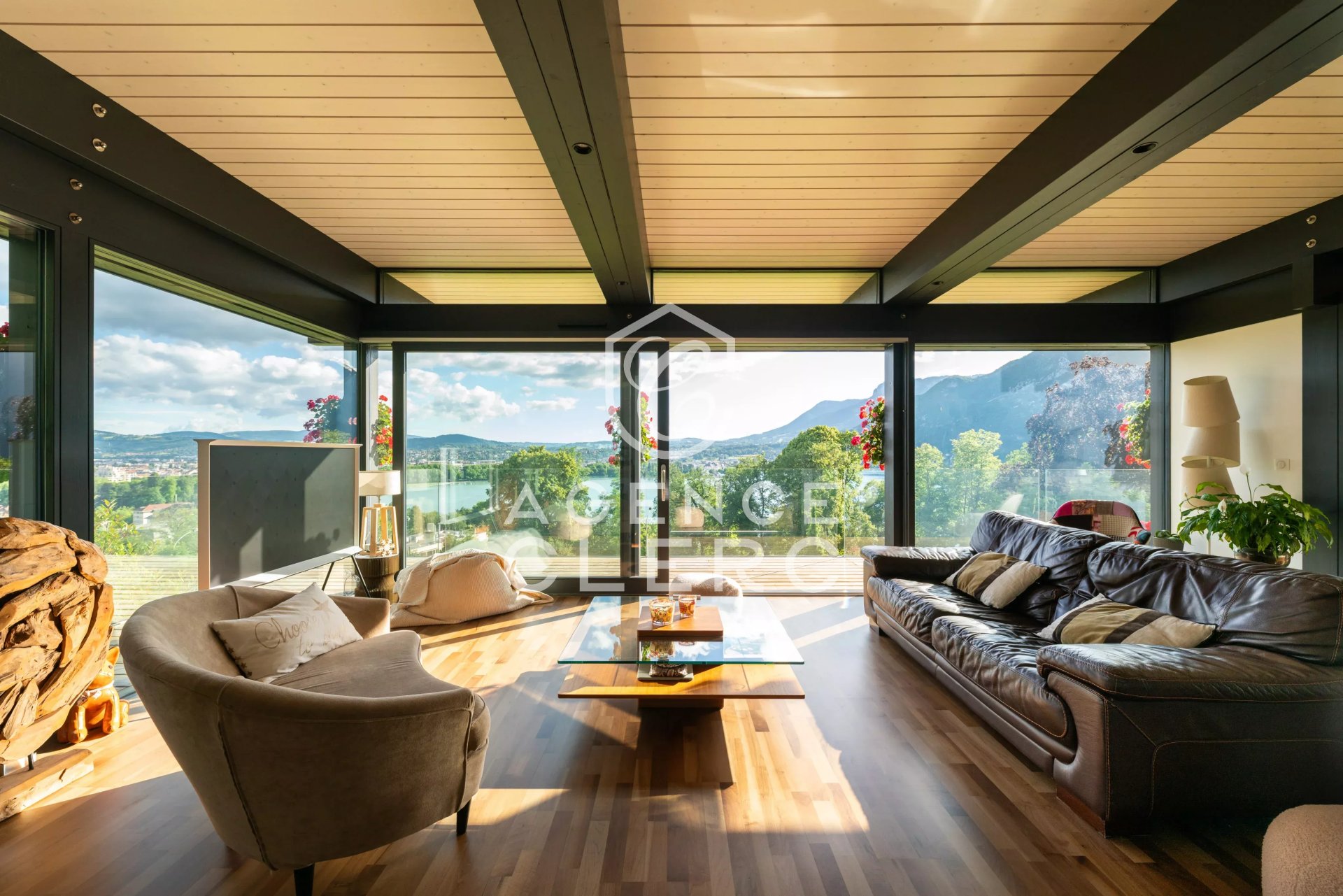 3 Bedroom Villa/Townhouse's Image 8