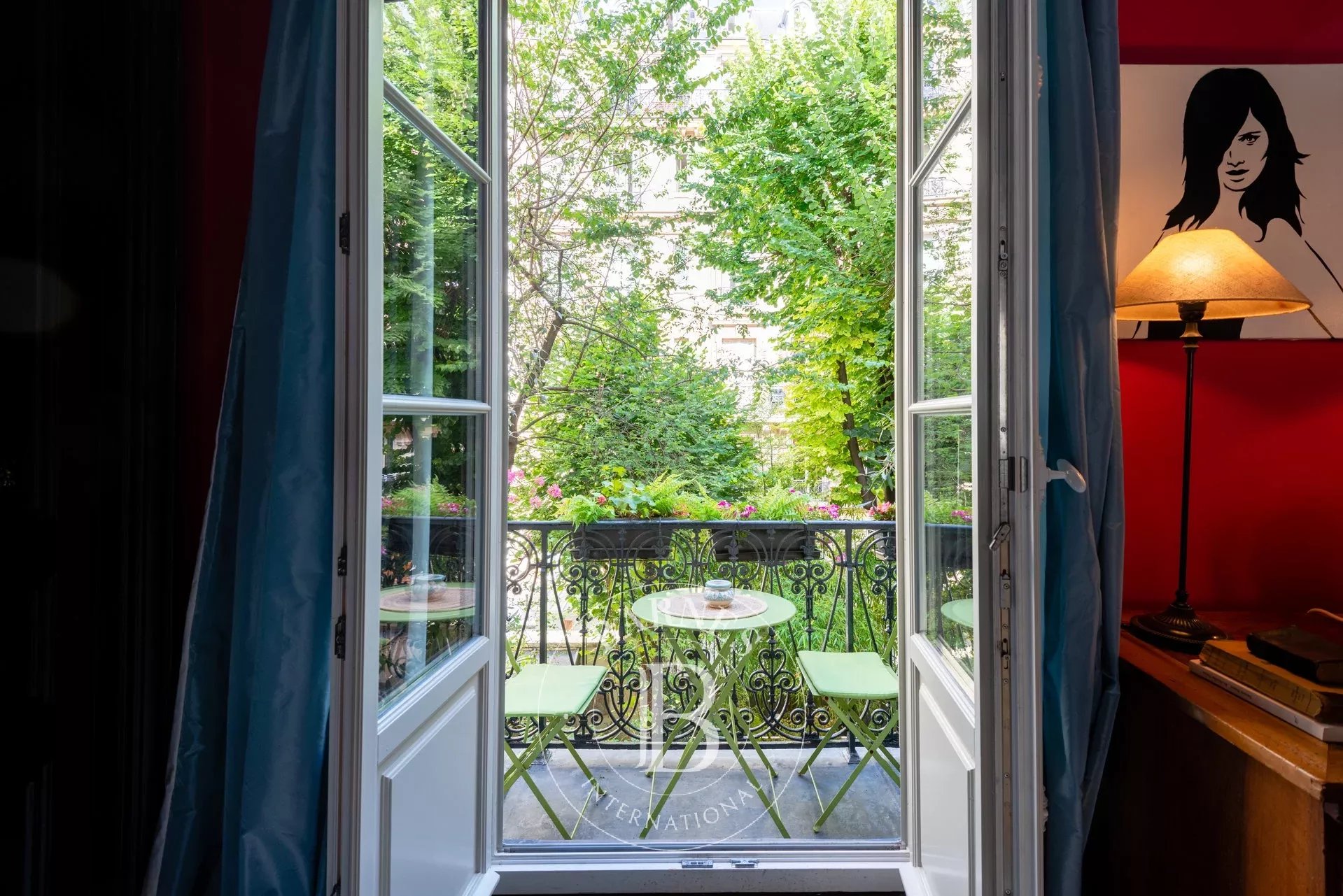 Paris 16 - Exclusive - Spontini/Foch - 3-bedroom apartment