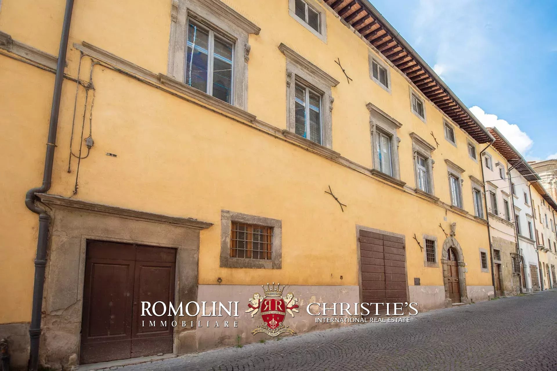 4 Bedroom Villa/Townhouse's Image 56